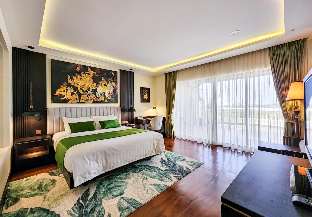THE PRIVILEGE FLOOR by Borei Angkor 16