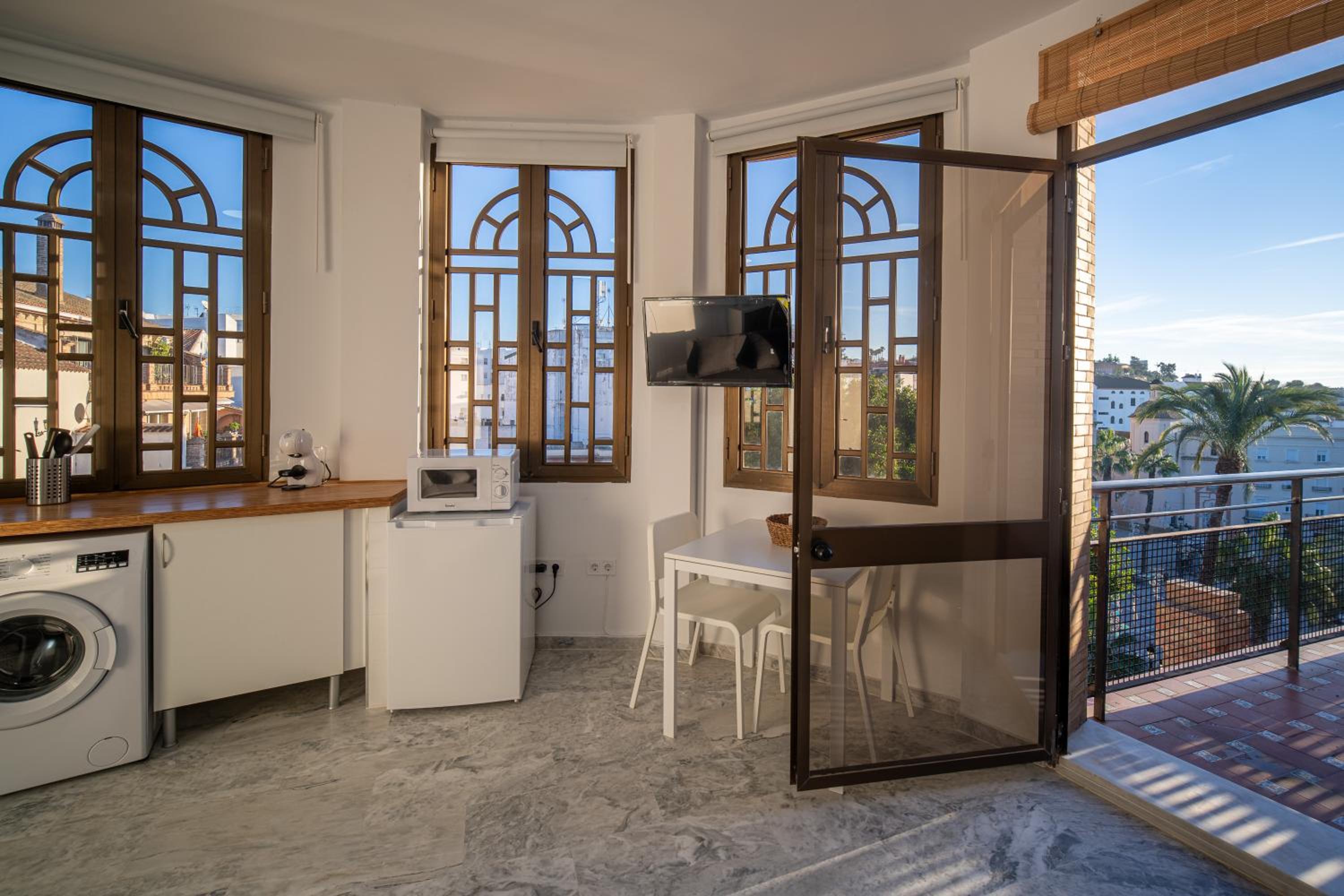 Conjunto de APARTAMENTOS ANTIGUO PALACIO HOTEL PARIS