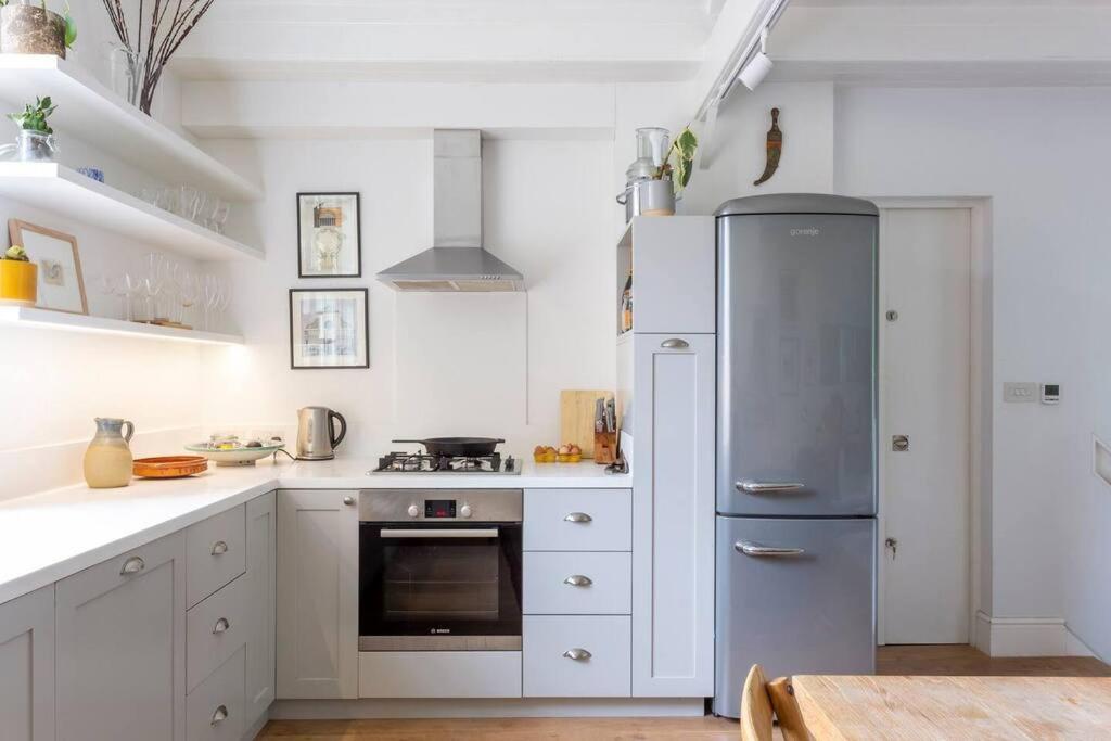 Peaceful and Quiet 1BR Cottage in Camberwell view 5