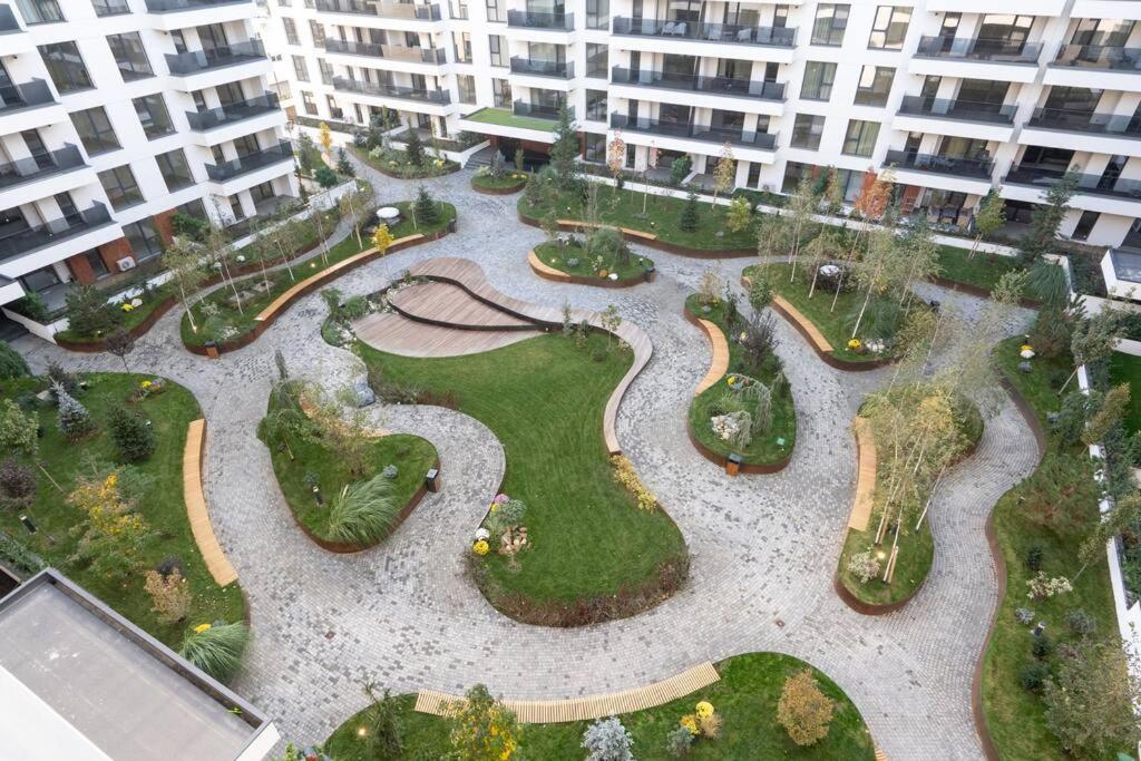 Tribal 1BR in Aviatiei