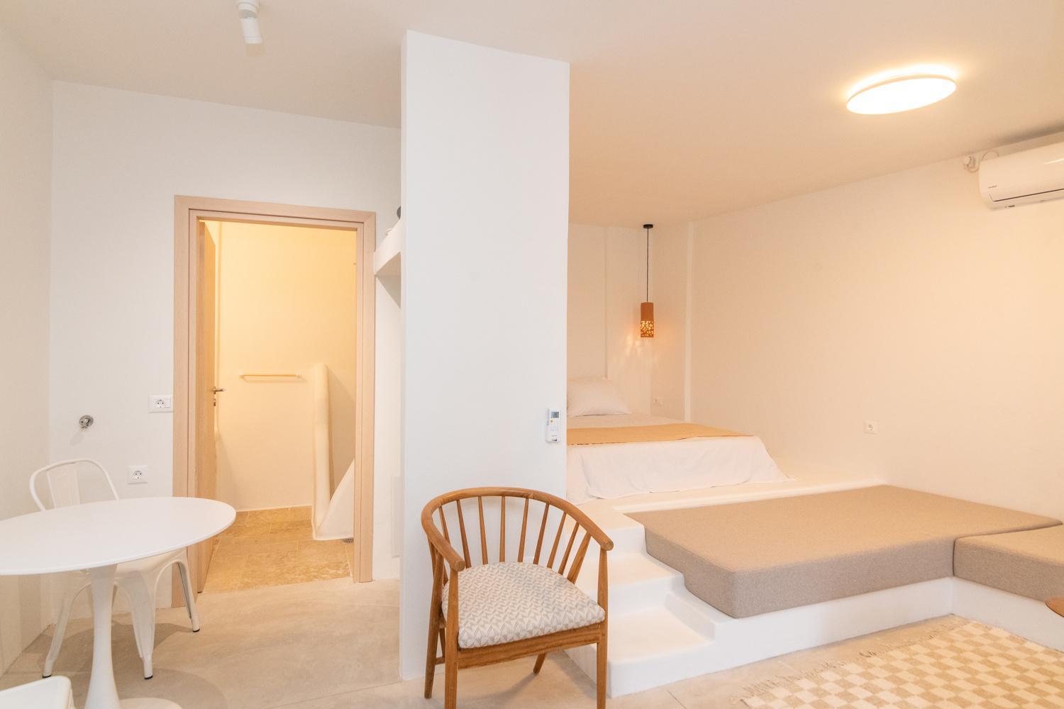 PANORMOS ART Beachfront Suites