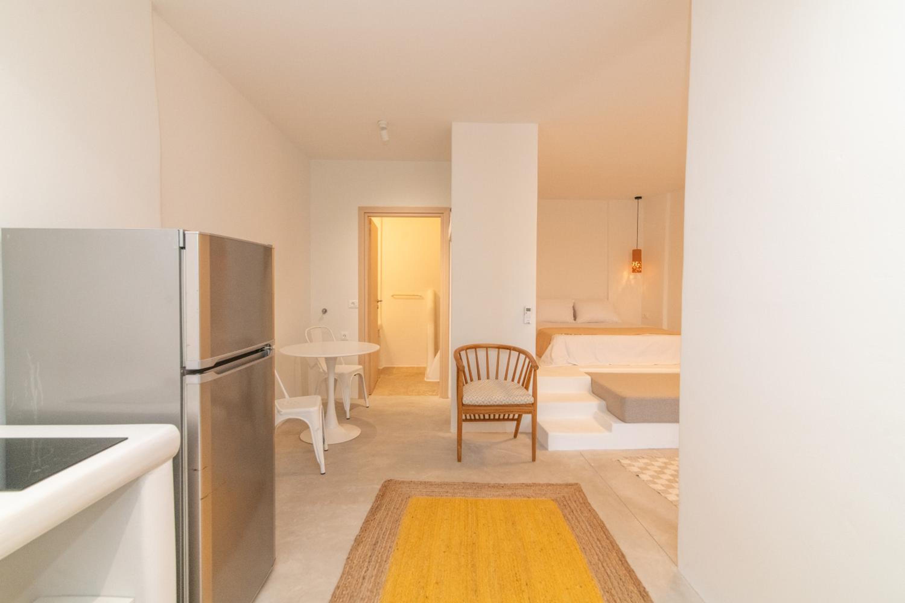 PANORMOS ART Beachfront Suites