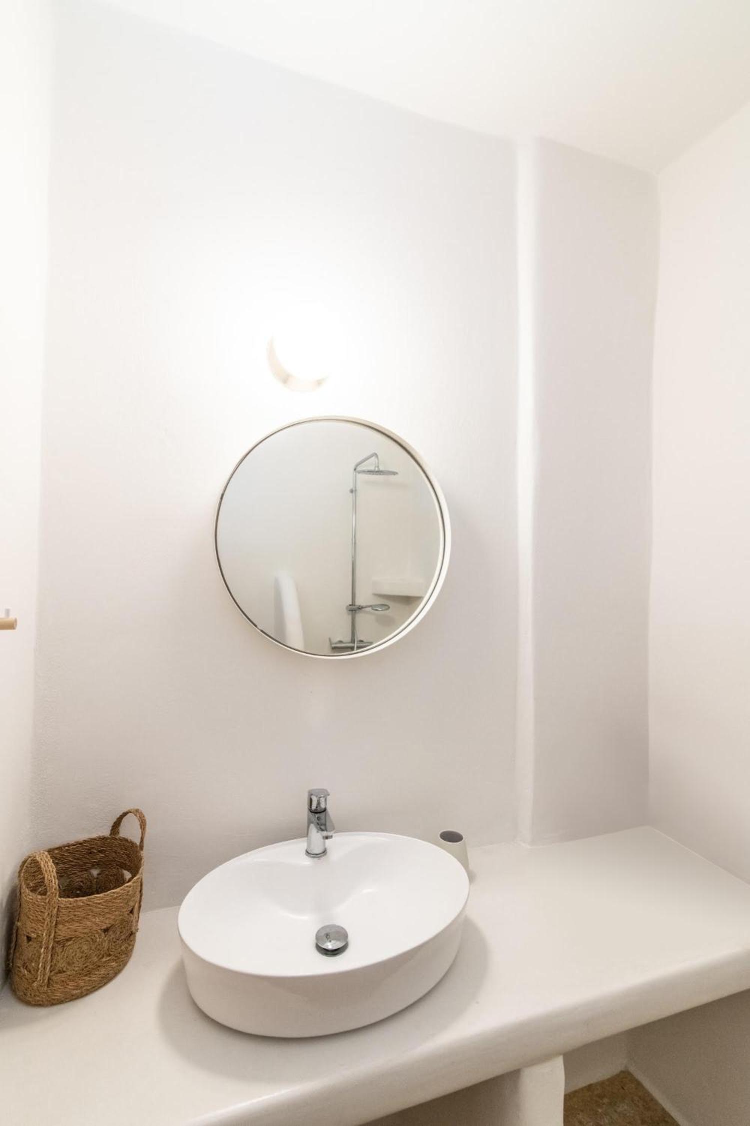 PANORMOS ART Beachfront Suites