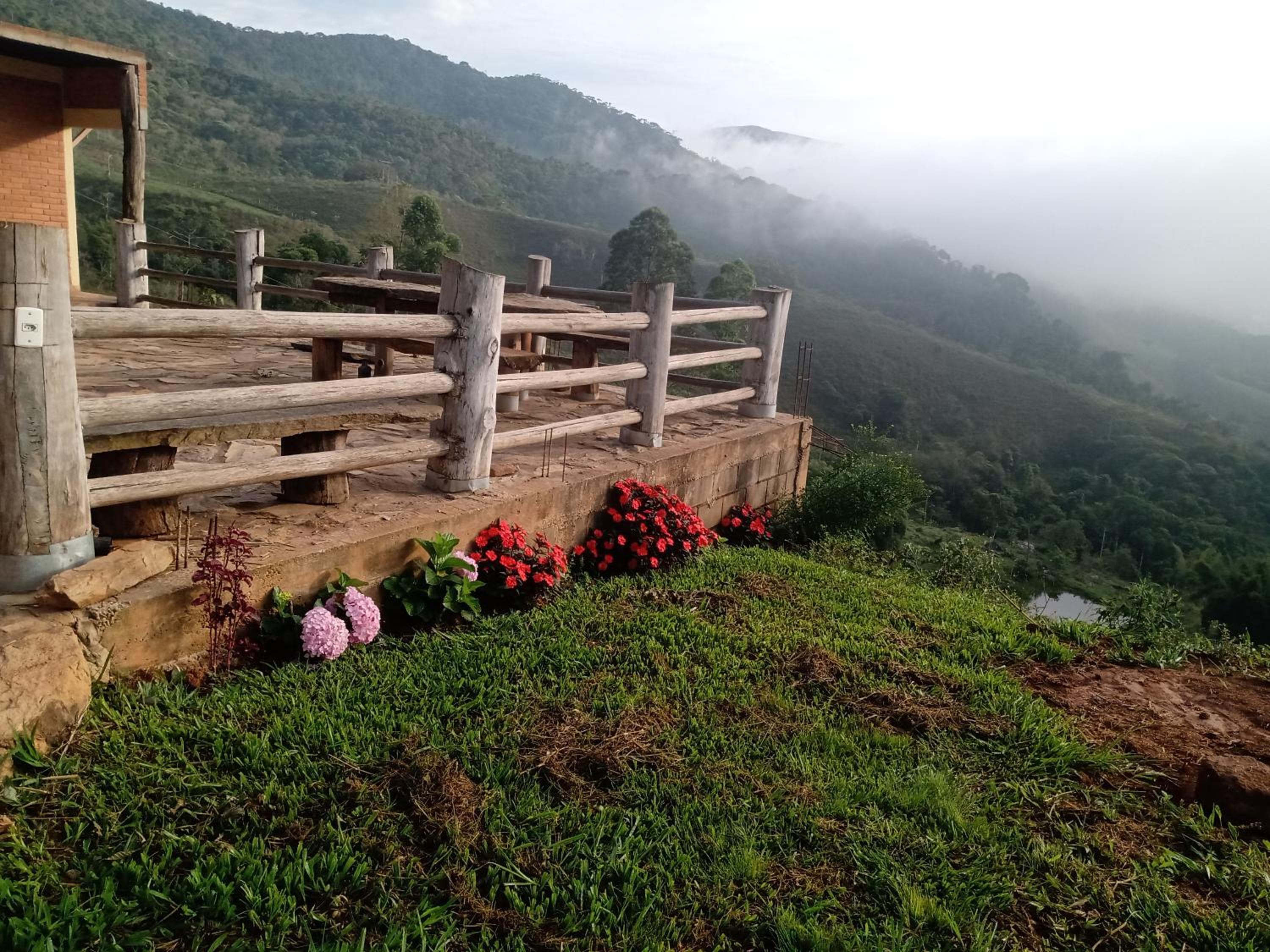 Casa pé da serra conceição de Ibitipoca MG