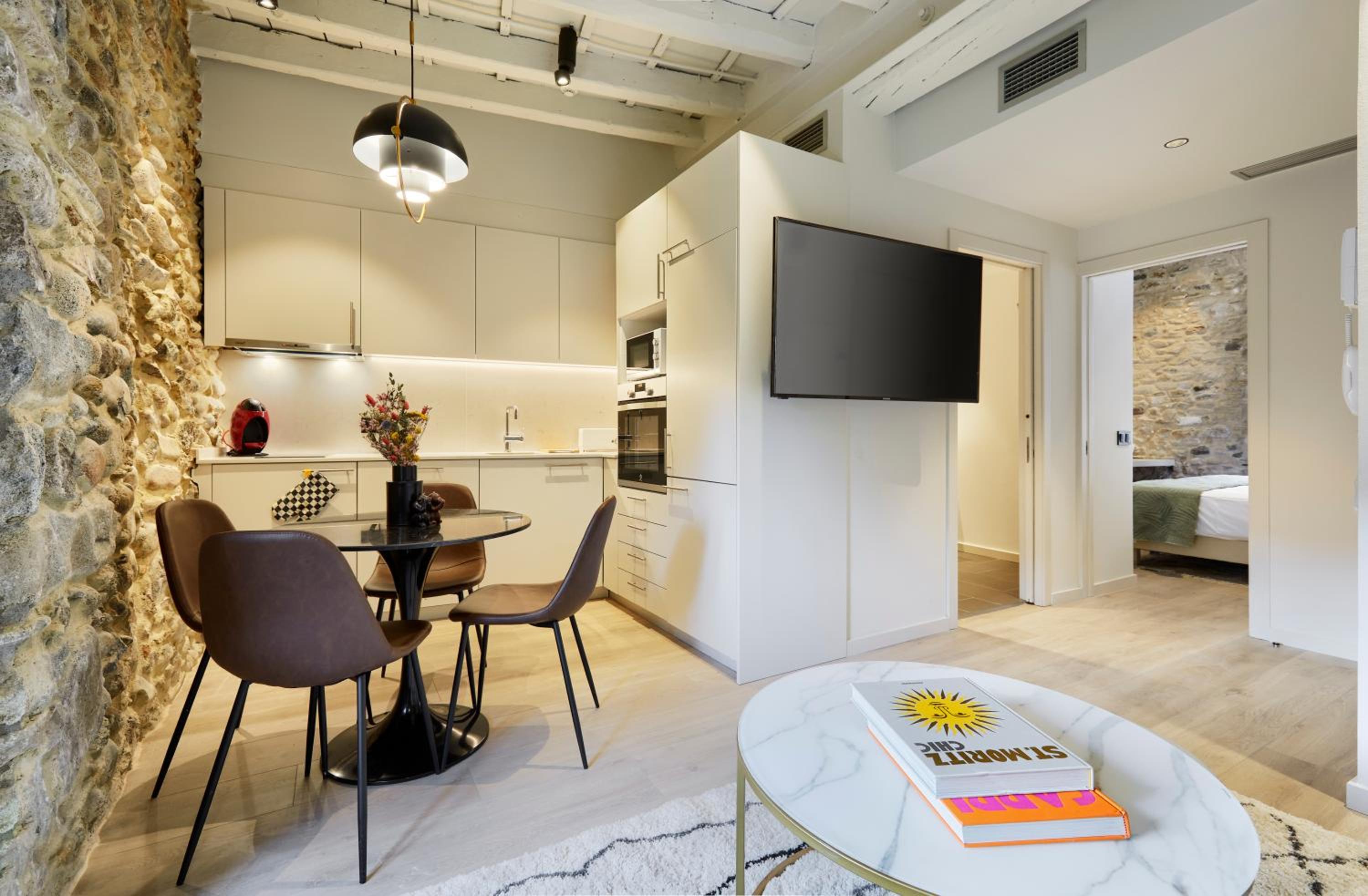 Gaia Apartments & Lofts Girona