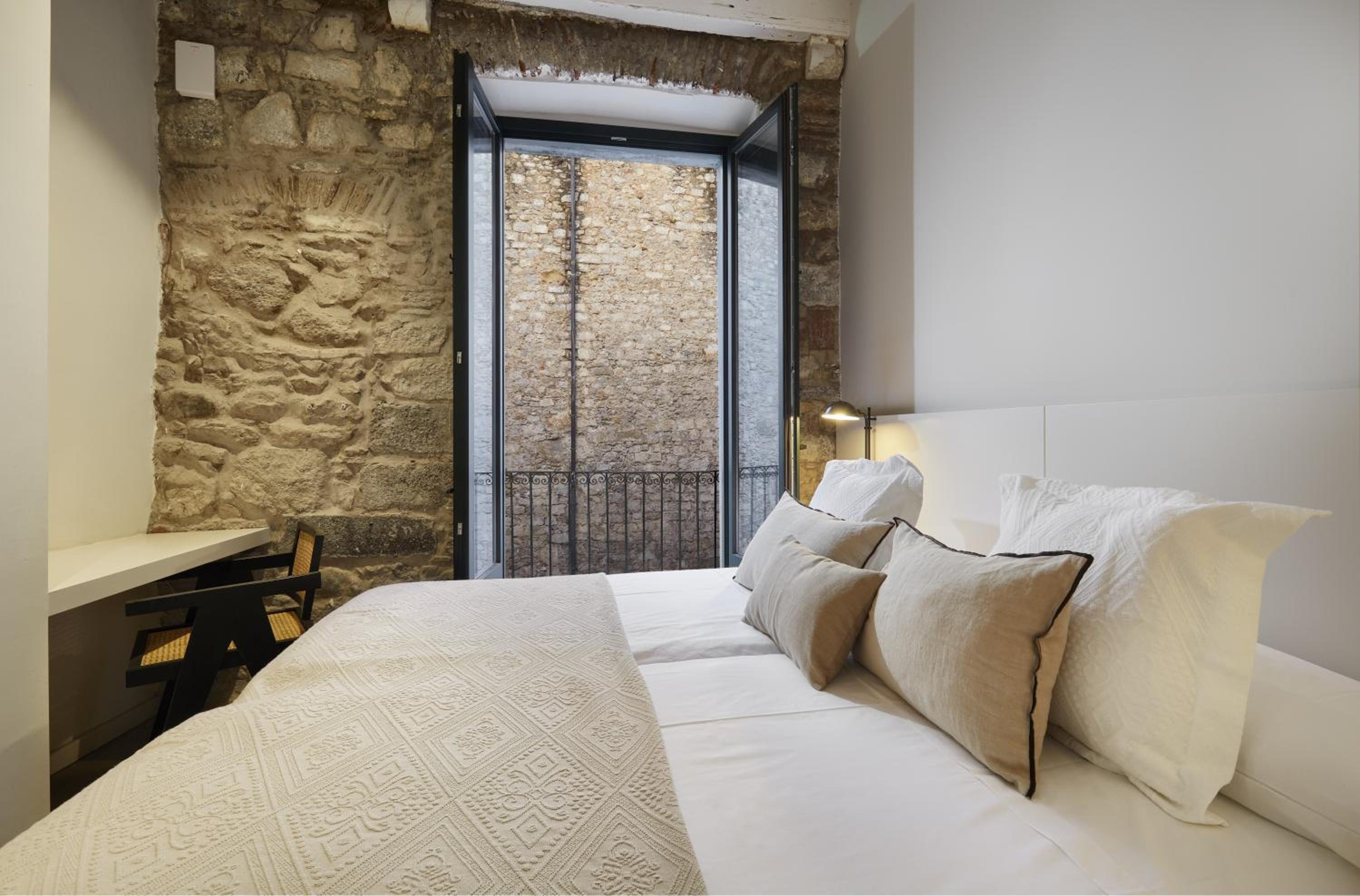 Gaia Apartments & Lofts Girona