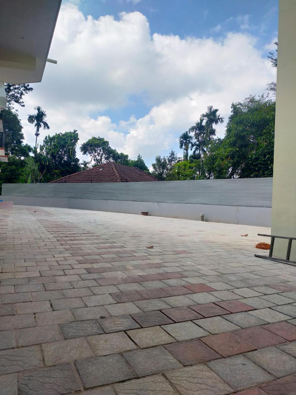 NEW MOUNT RESIDENCY view 2