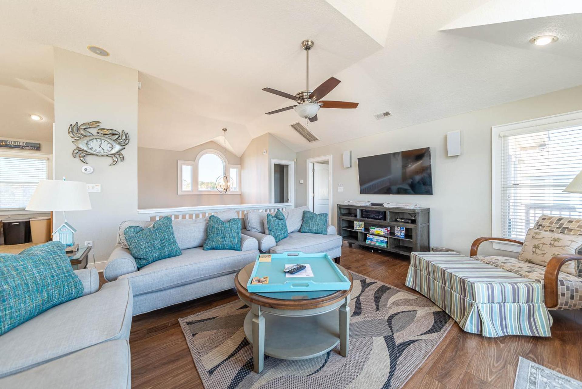 Carolina Sunrise - Corolla, Whalehead, Oceanside, 500 Yds to Beach, Pool, Hot Tub, Volleyball