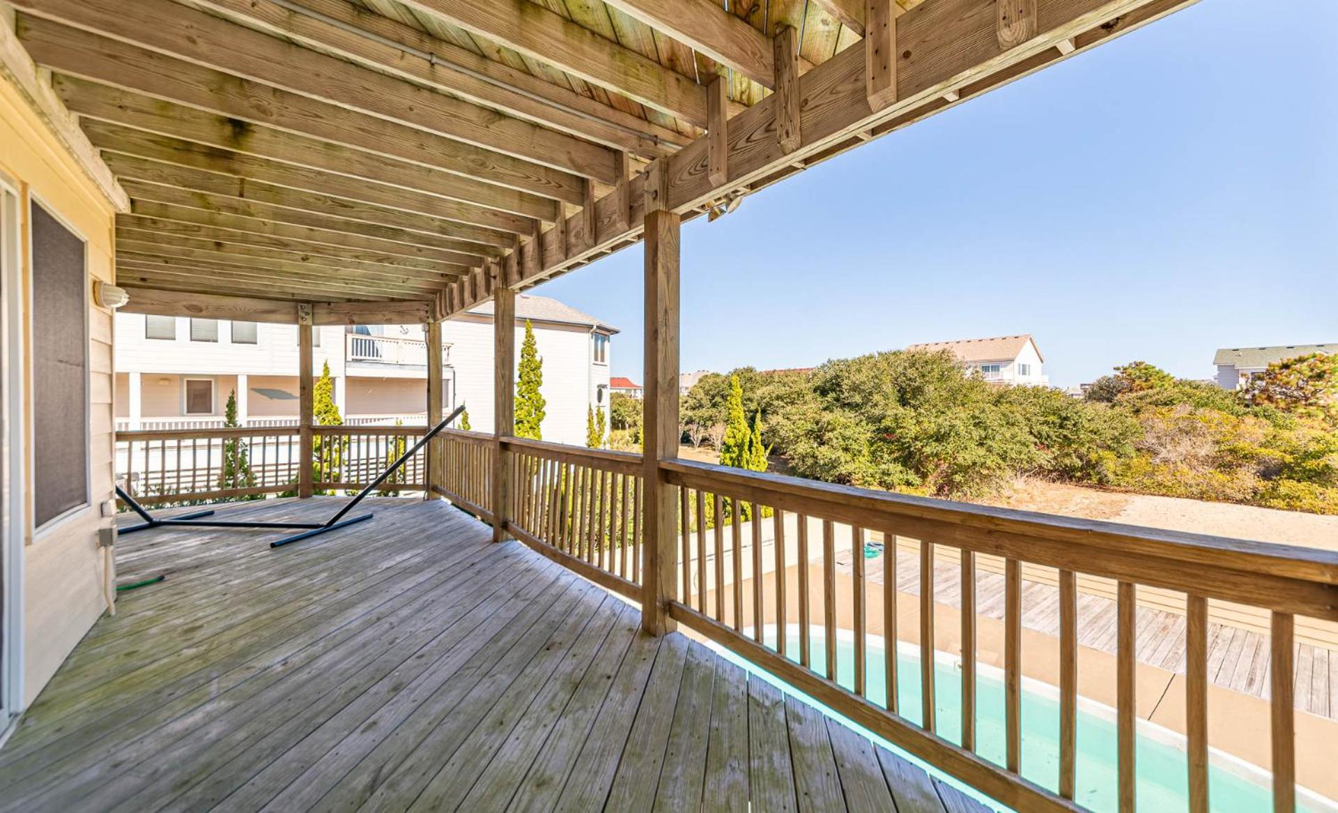 Carolina Sunrise - Corolla, Whalehead, Oceanside, 500 Yds to Beach, Pool, Hot Tub, Volleyball