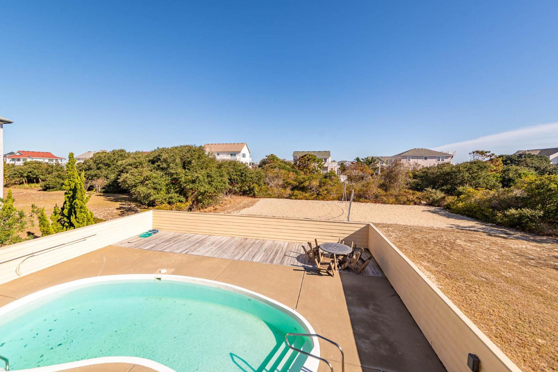 Carolina Sunrise - Corolla, Whalehead, Oceanside, 500 Yds to Beach, Pool, Hot Tub, Volleyball