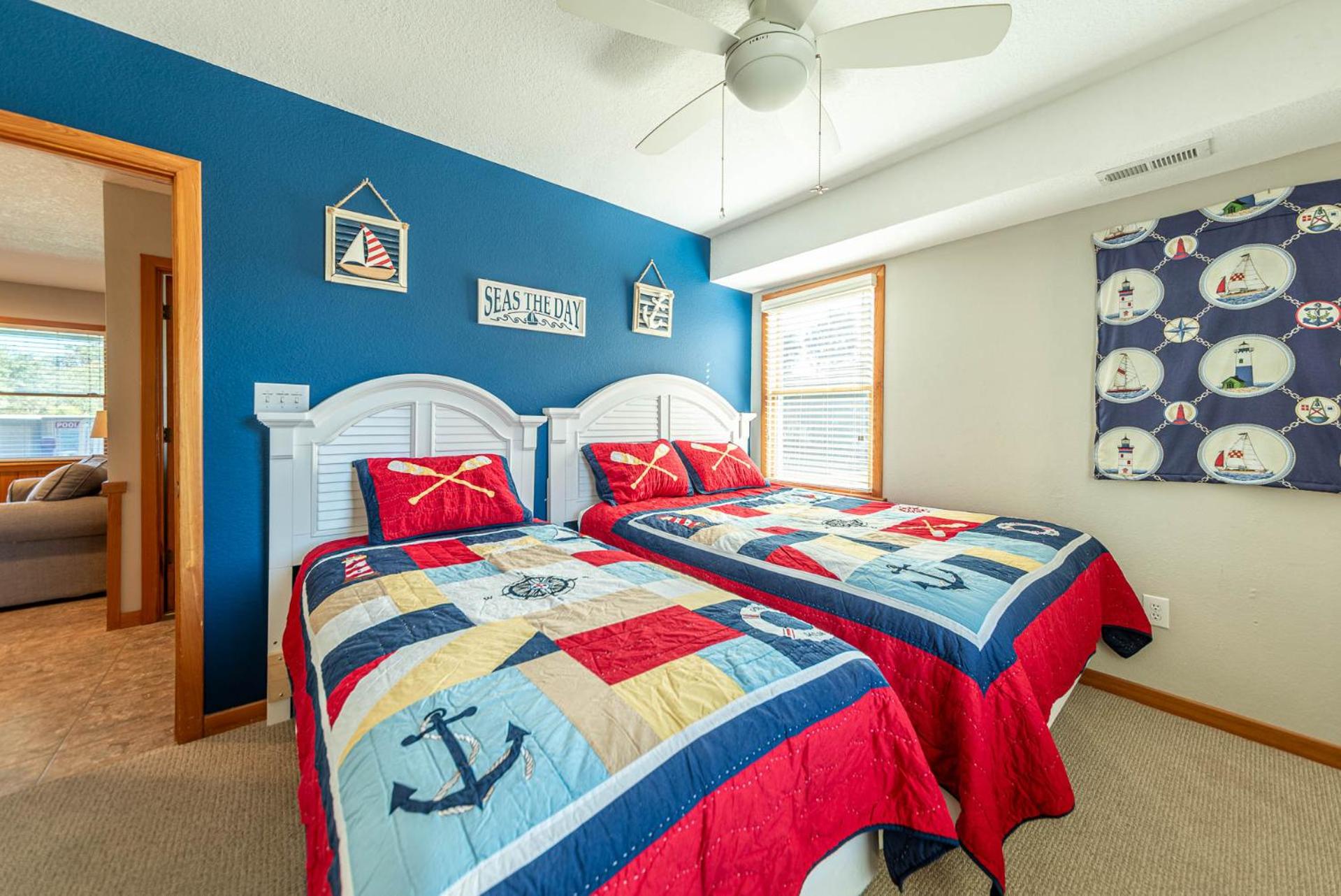 Carolina Sunrise - Corolla, Whalehead, Oceanside, 500 Yds to Beach, Pool, Hot Tub, Volleyball