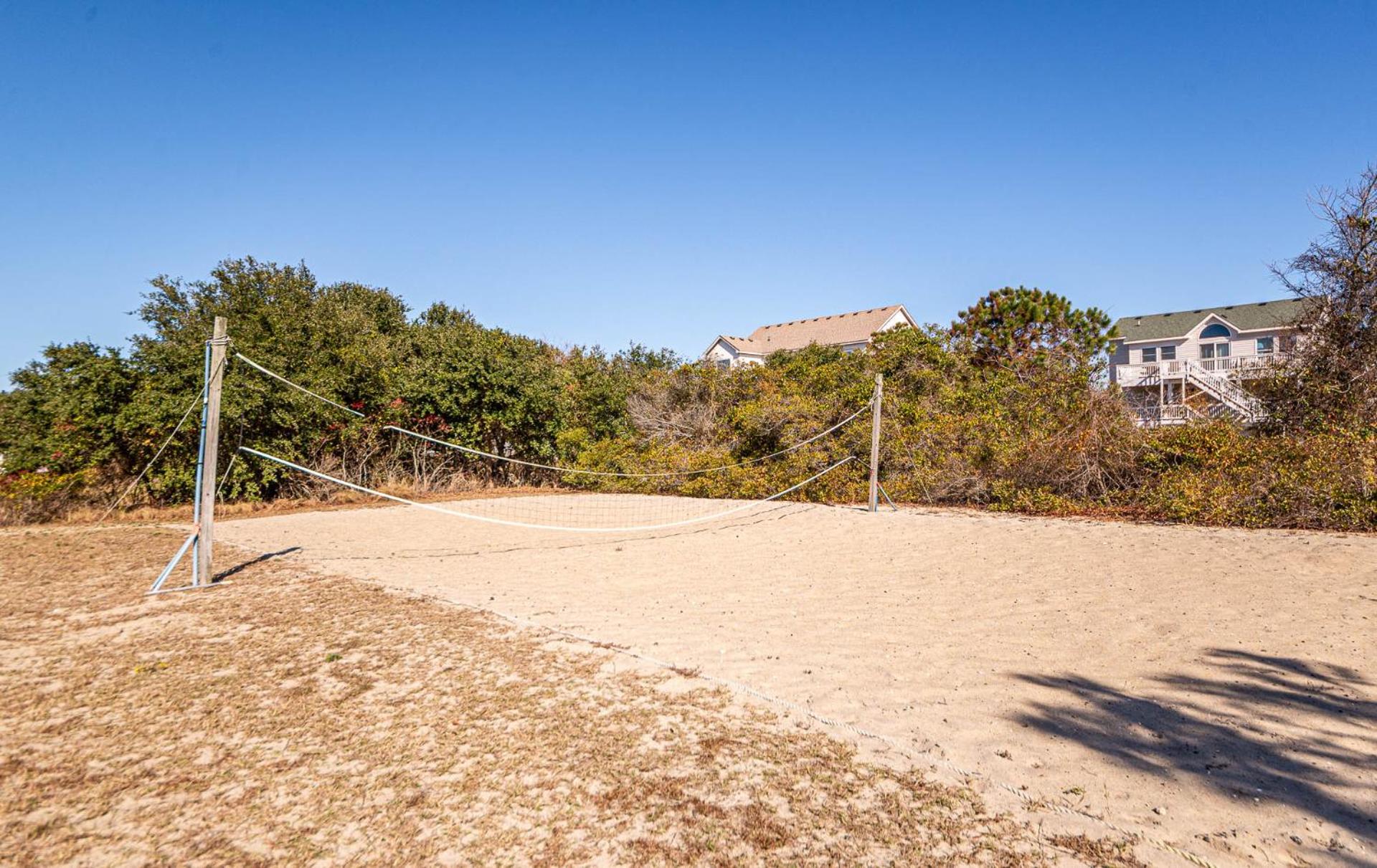 Carolina Sunrise - Corolla, Whalehead, Oceanside, 500 Yds to Beach, Pool, Hot Tub, Volleyball