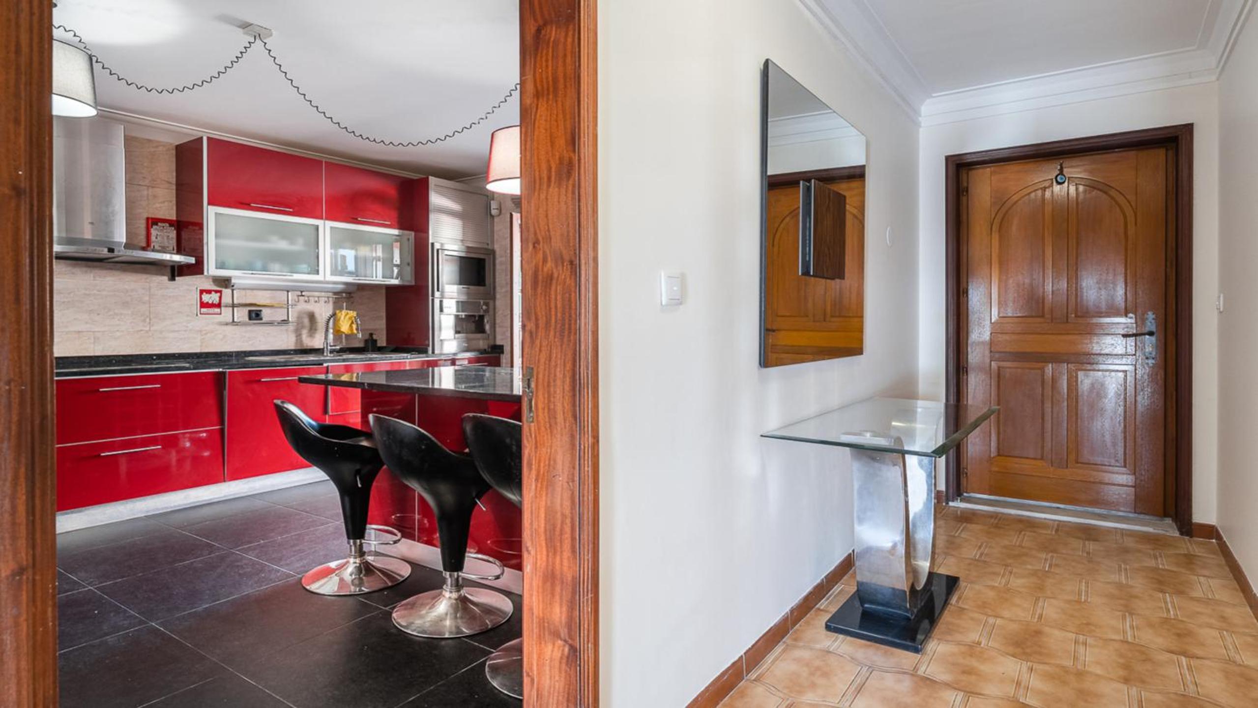 Charming and Calm House - 5 minutes from the Beach by car