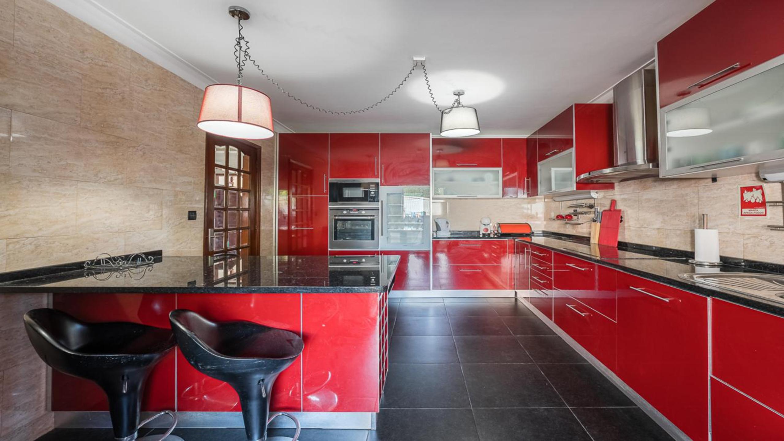 Charming and Calm House - 5 minutes from the Beach by car