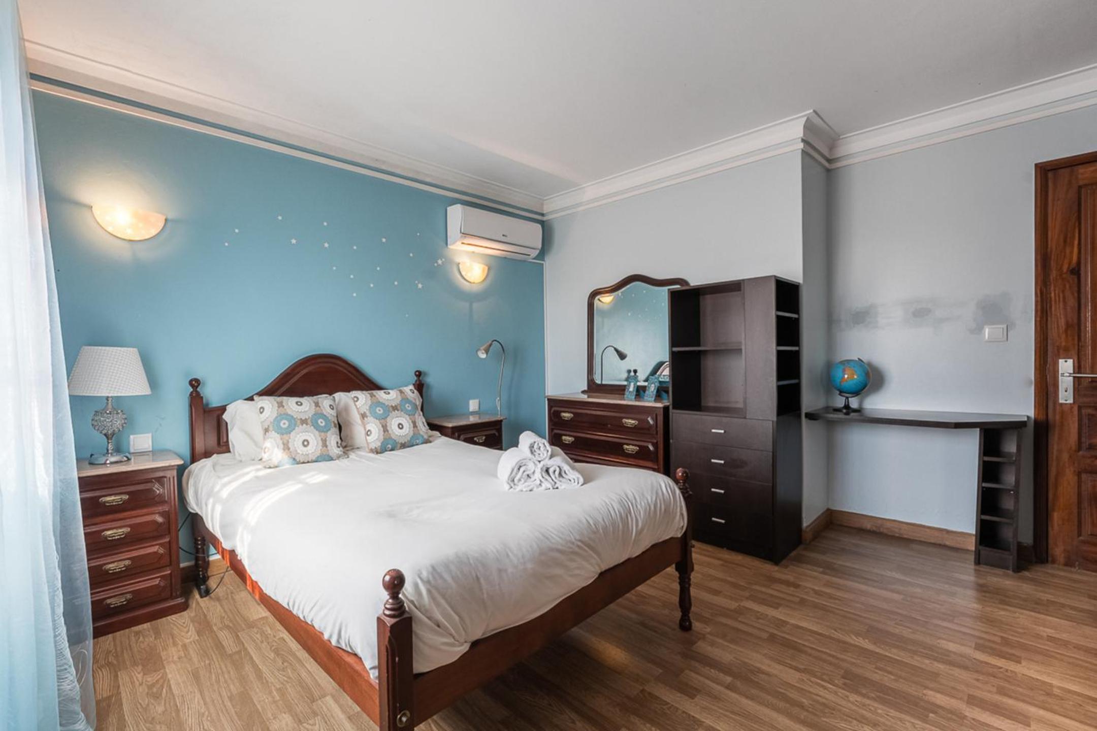 Charming and Calm House - 5 minutes from the Beach by car