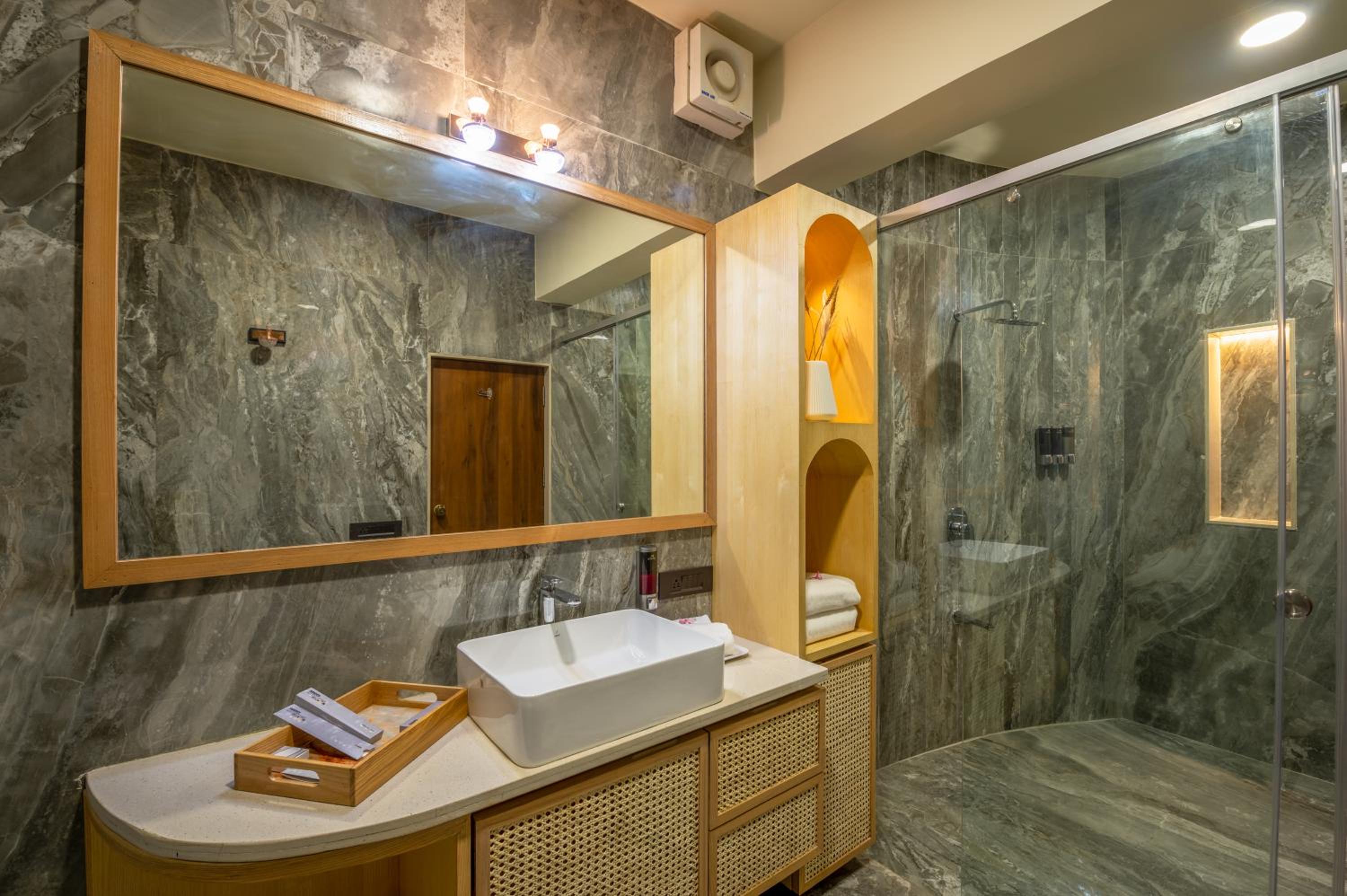 Roadies Rostel - Best Adventure Resort in Ahmedabad