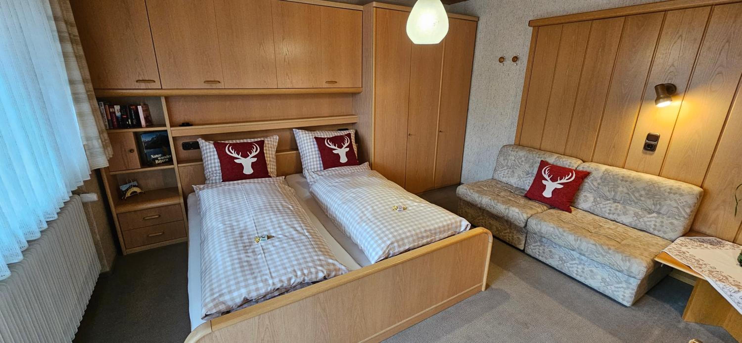 Urheim Rose - Dogfriendly