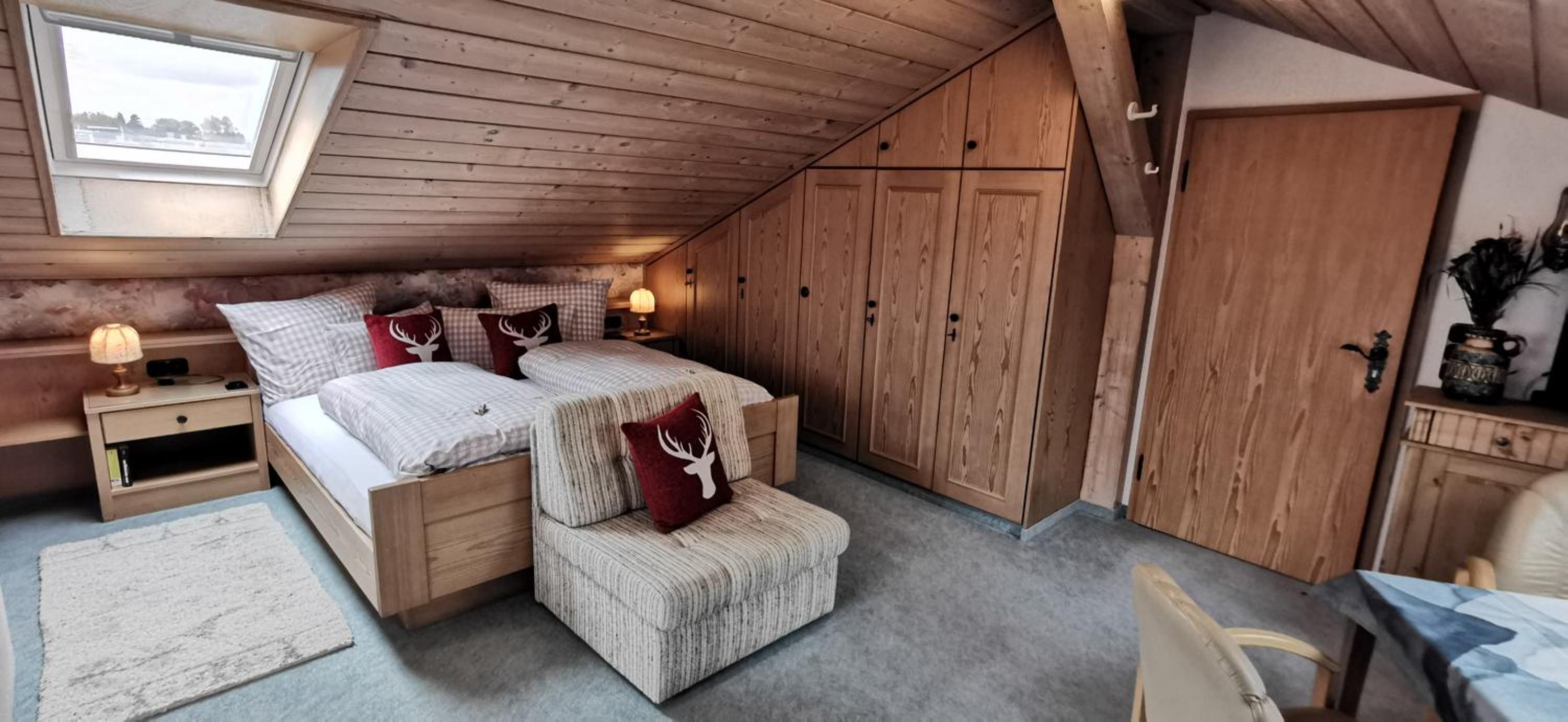 Urheim Rose - Dogfriendly