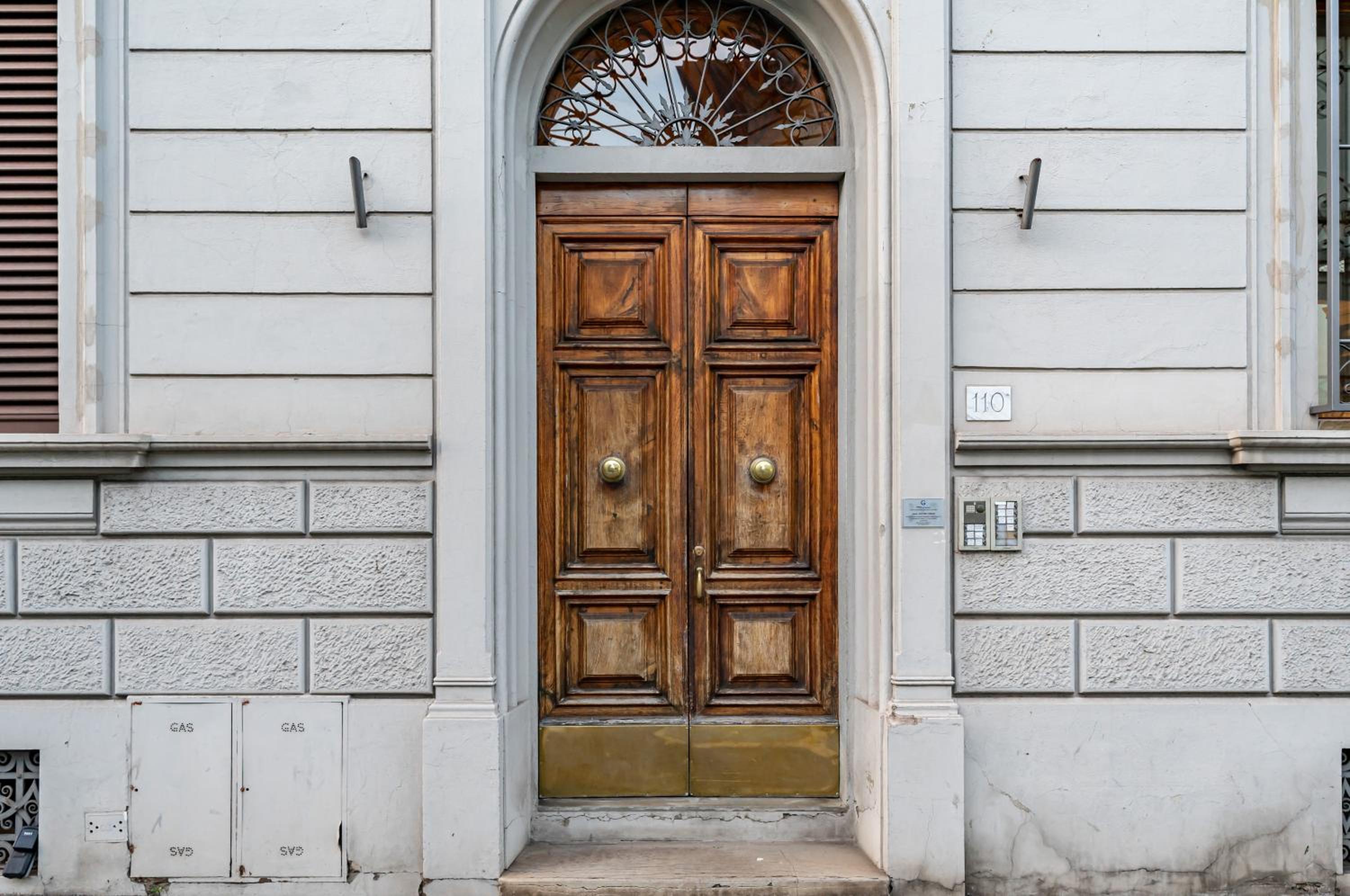 GuestHost - Arno River Quiet Apartment