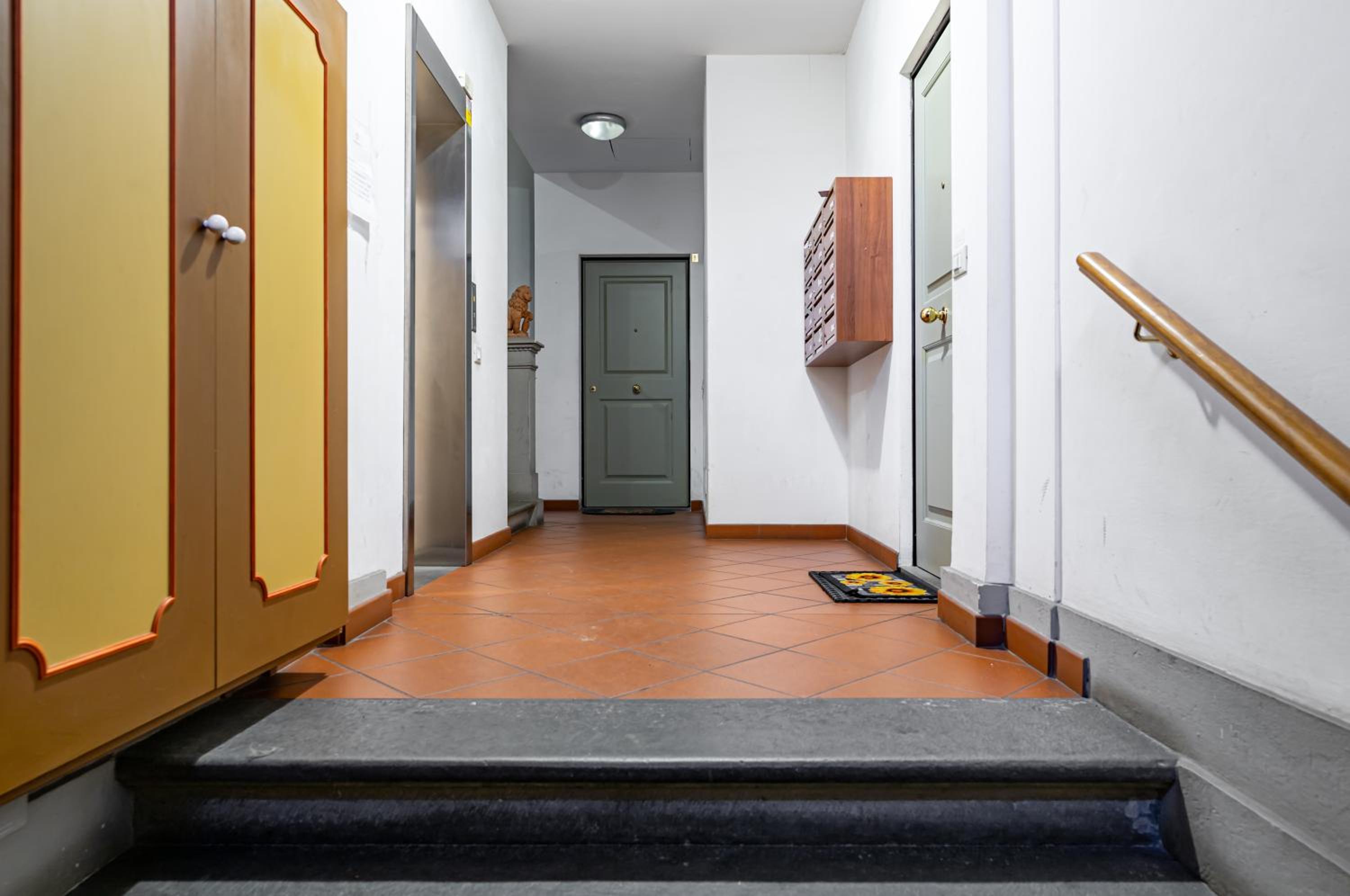 GuestHost - Arno River Quiet Apartment