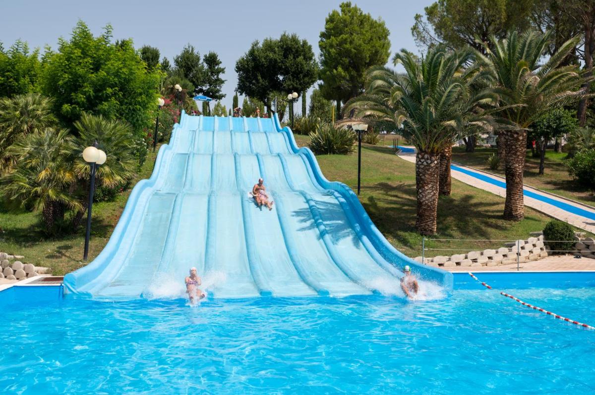 Centro Vacanze Verde Azzurro
