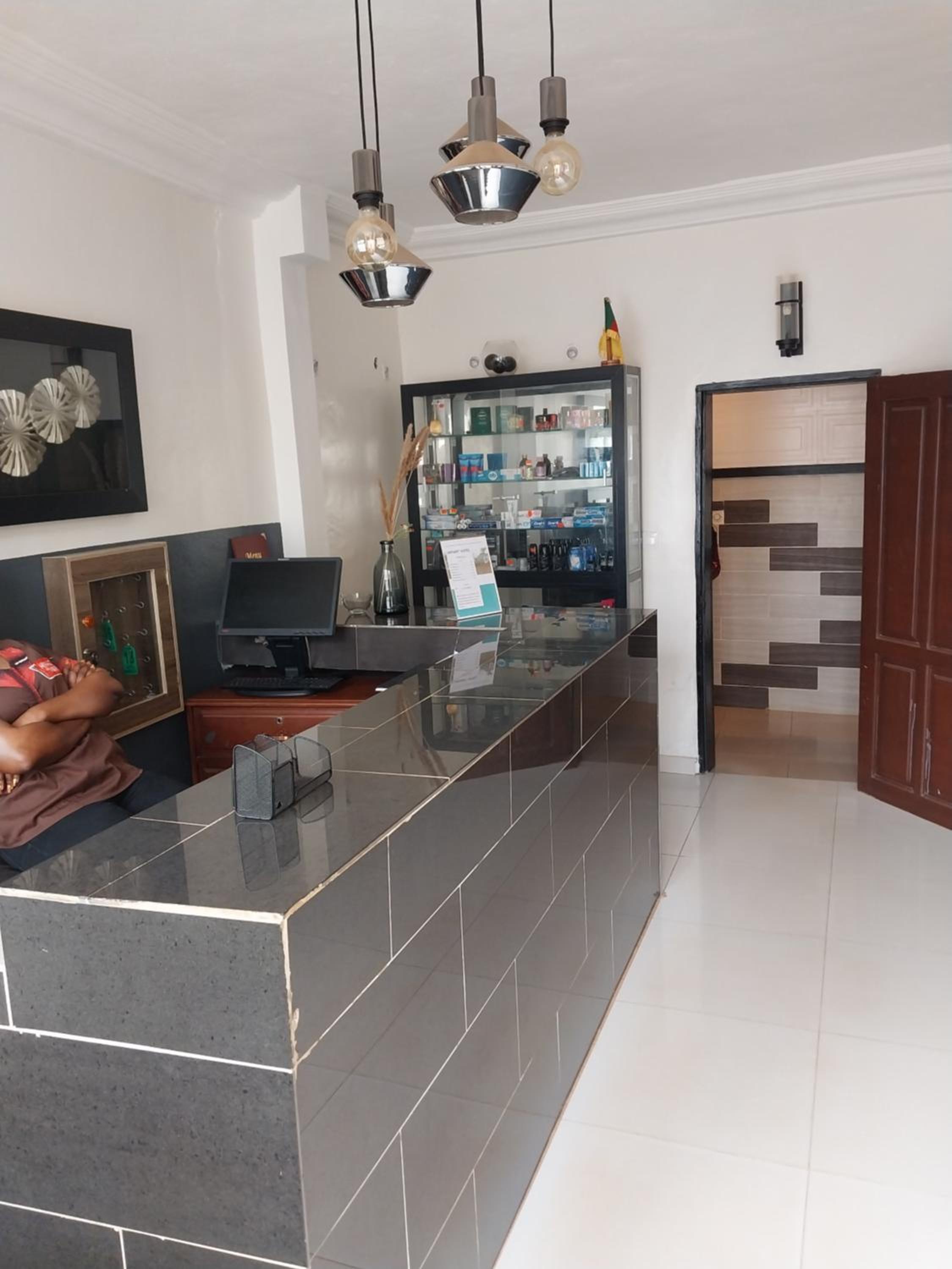 APPART HOTEL MIREILLE