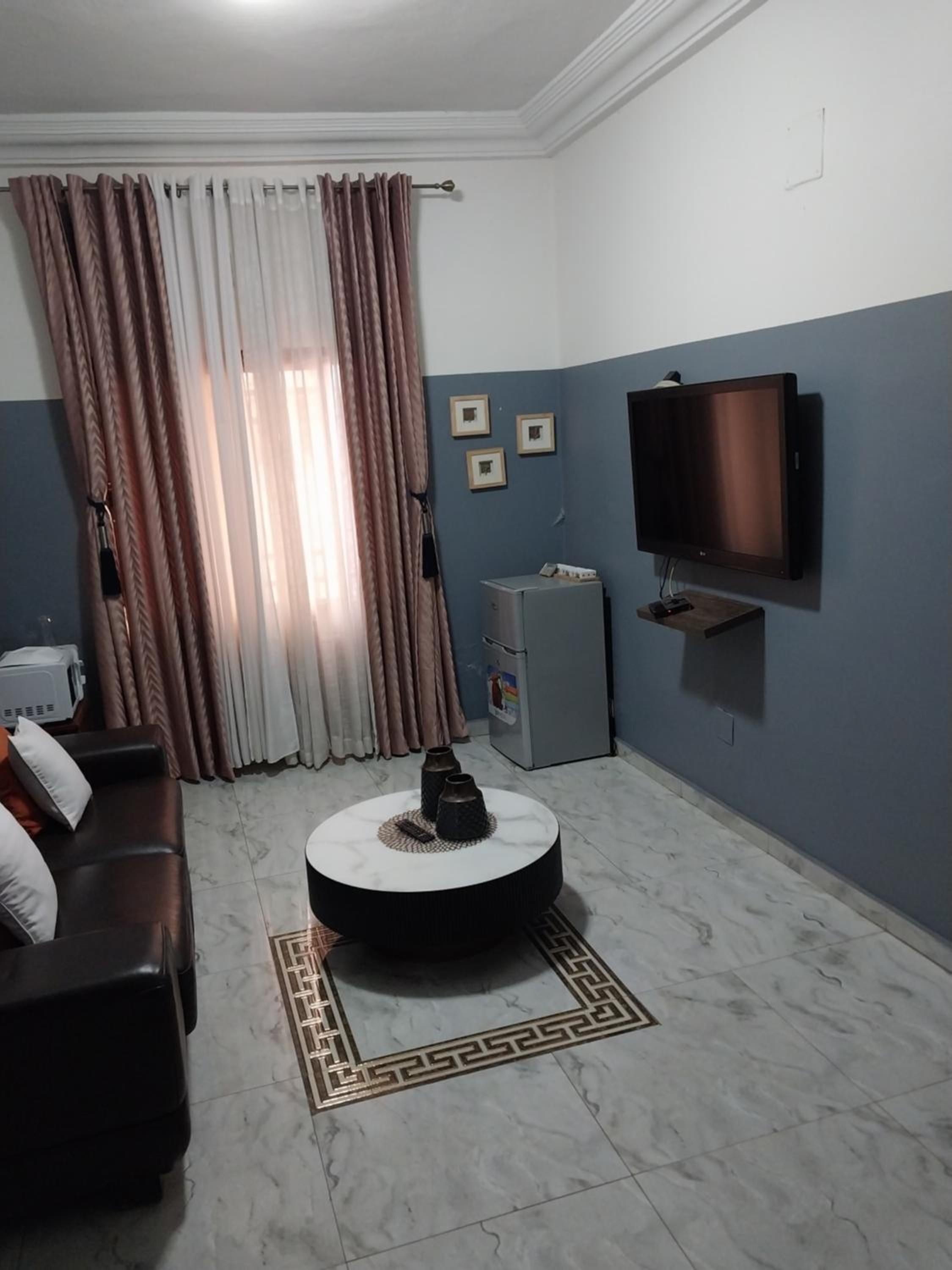 APPART HOTEL MIREILLE