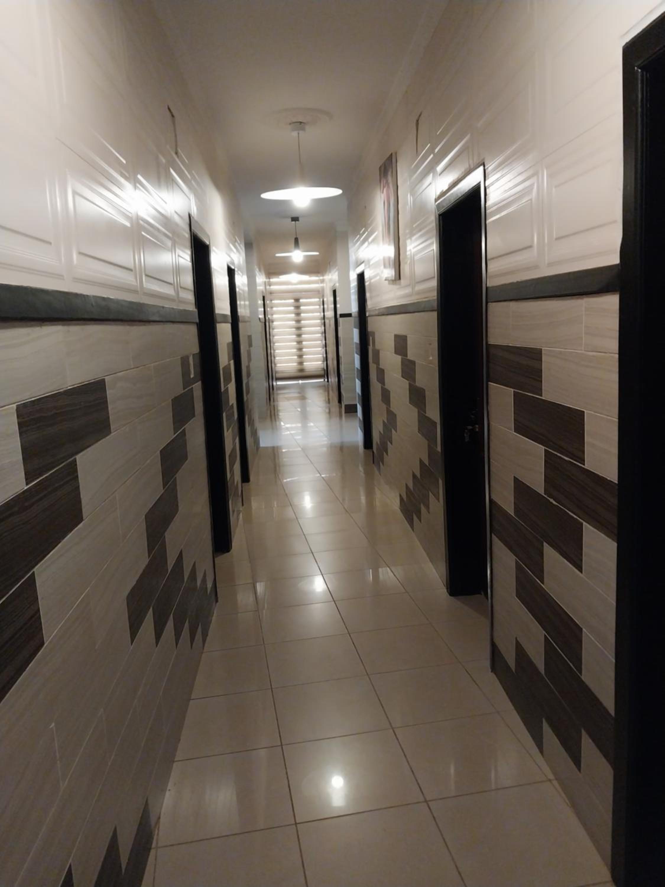 APPART HOTEL MIREILLE