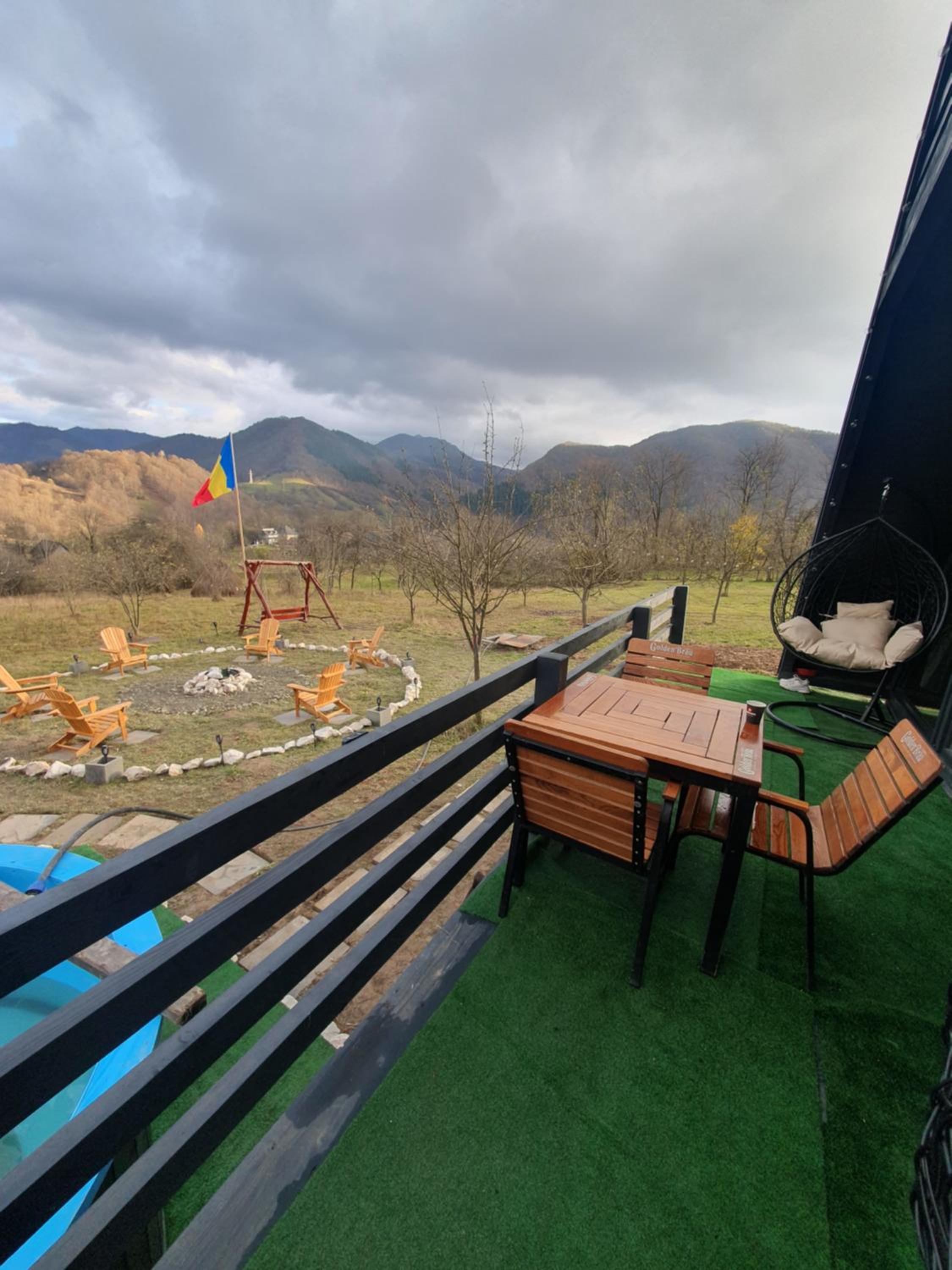 Cabana Apuseni Forest