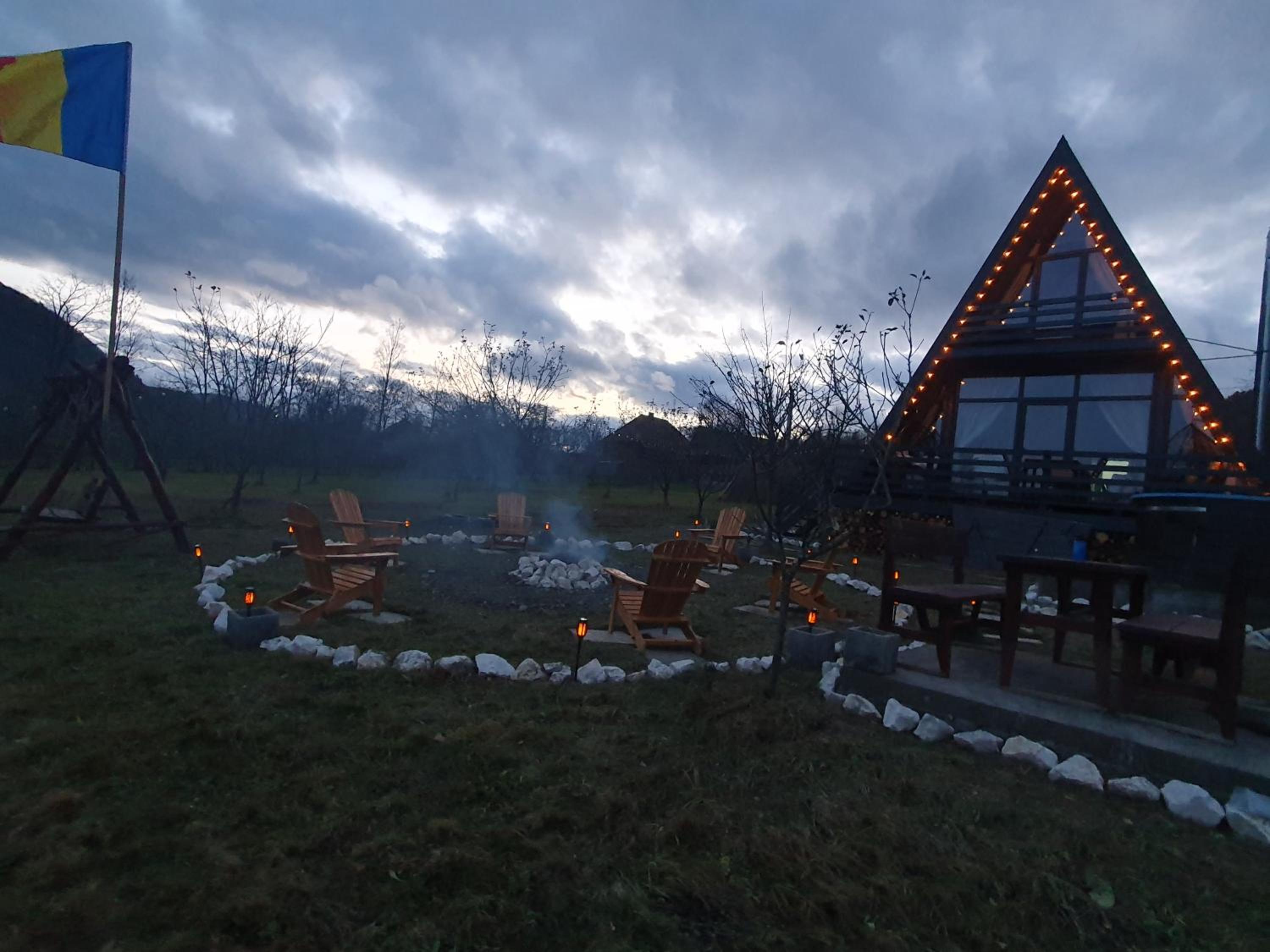 Cabana Apuseni Forest