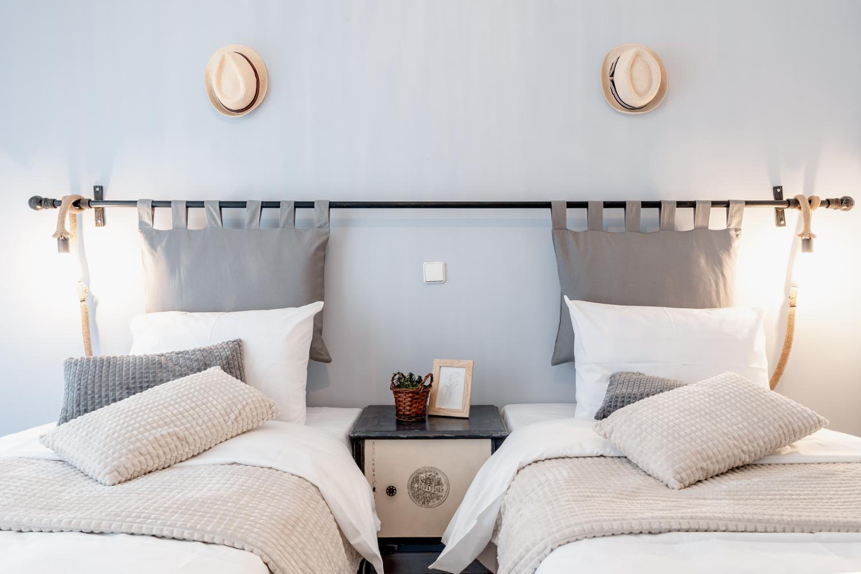 Va Yia/ Spacious guest house photo 2