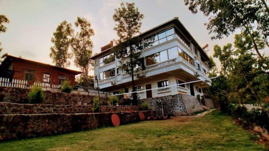 Movers Villa view 2