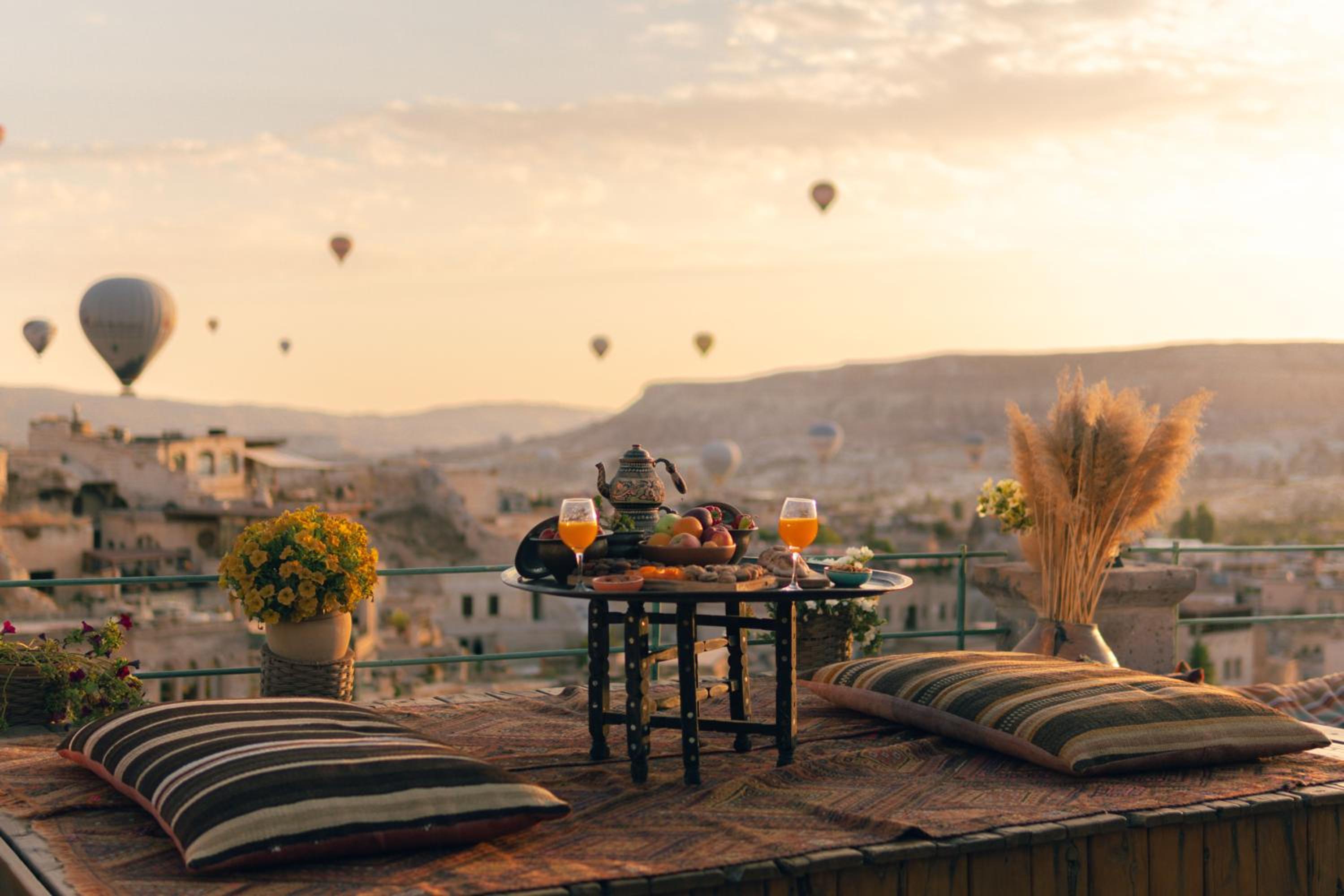 Sultan Cave Suites - Image 161