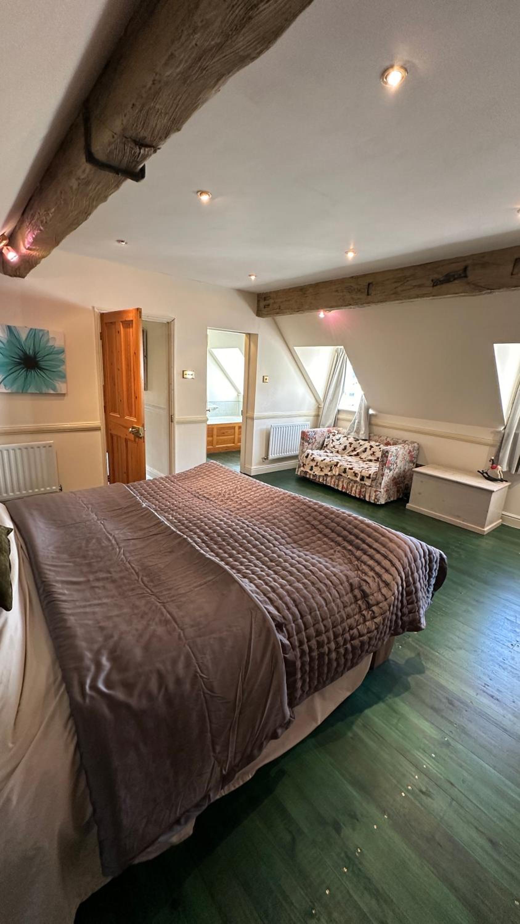 Holly Cottage