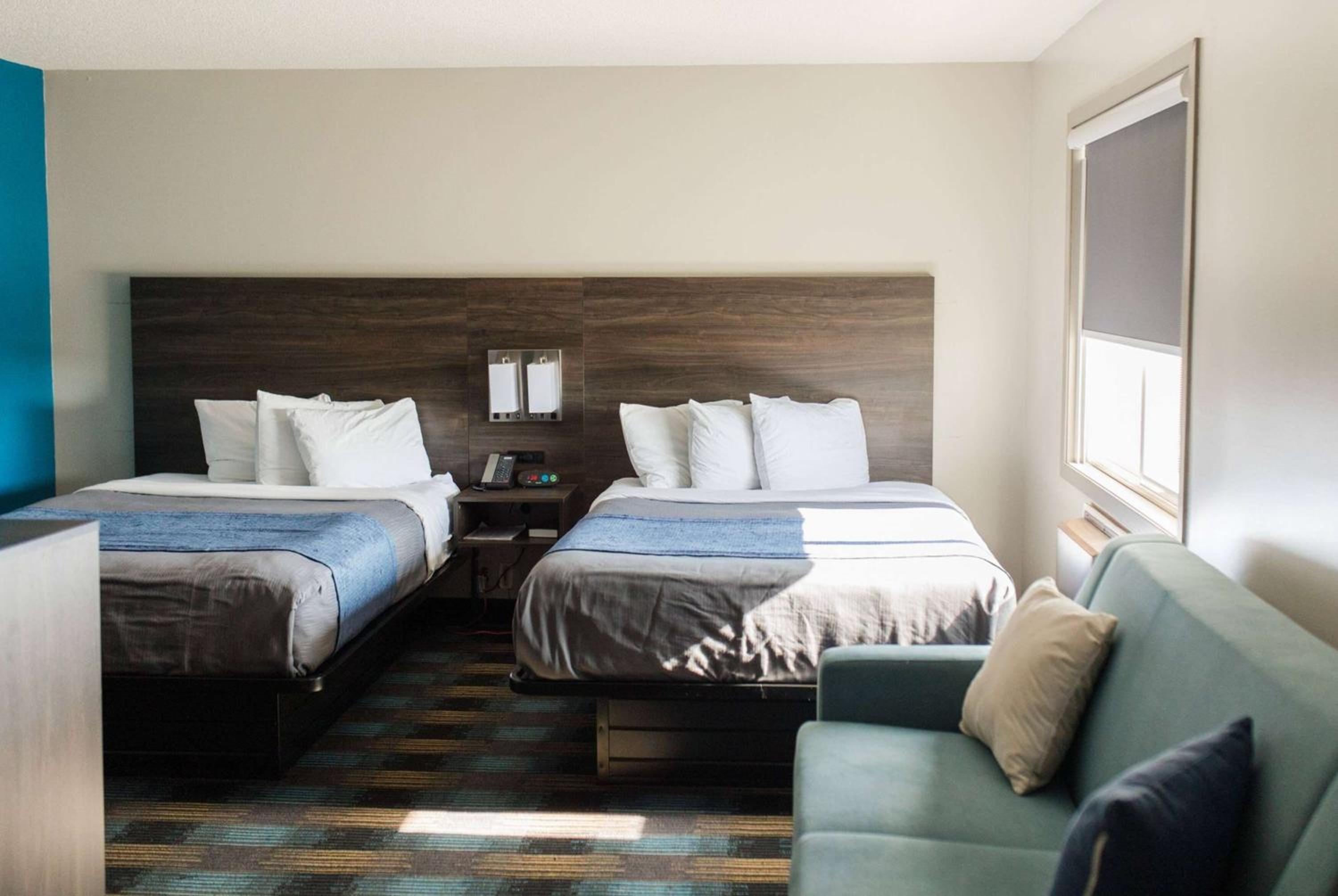 Travelodge by Wyndham Escanaba view 5