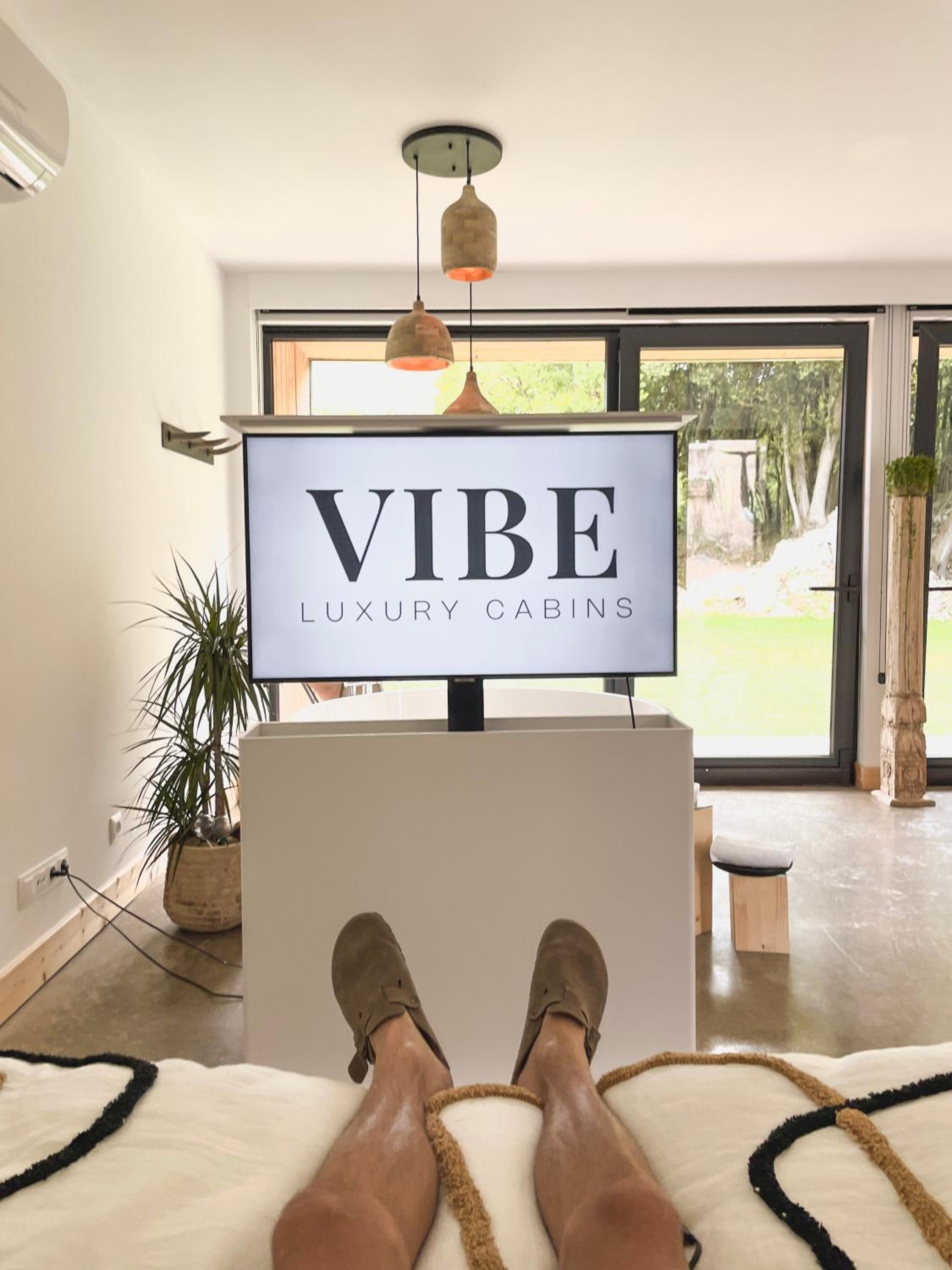 VIBE LUXURY CABINS