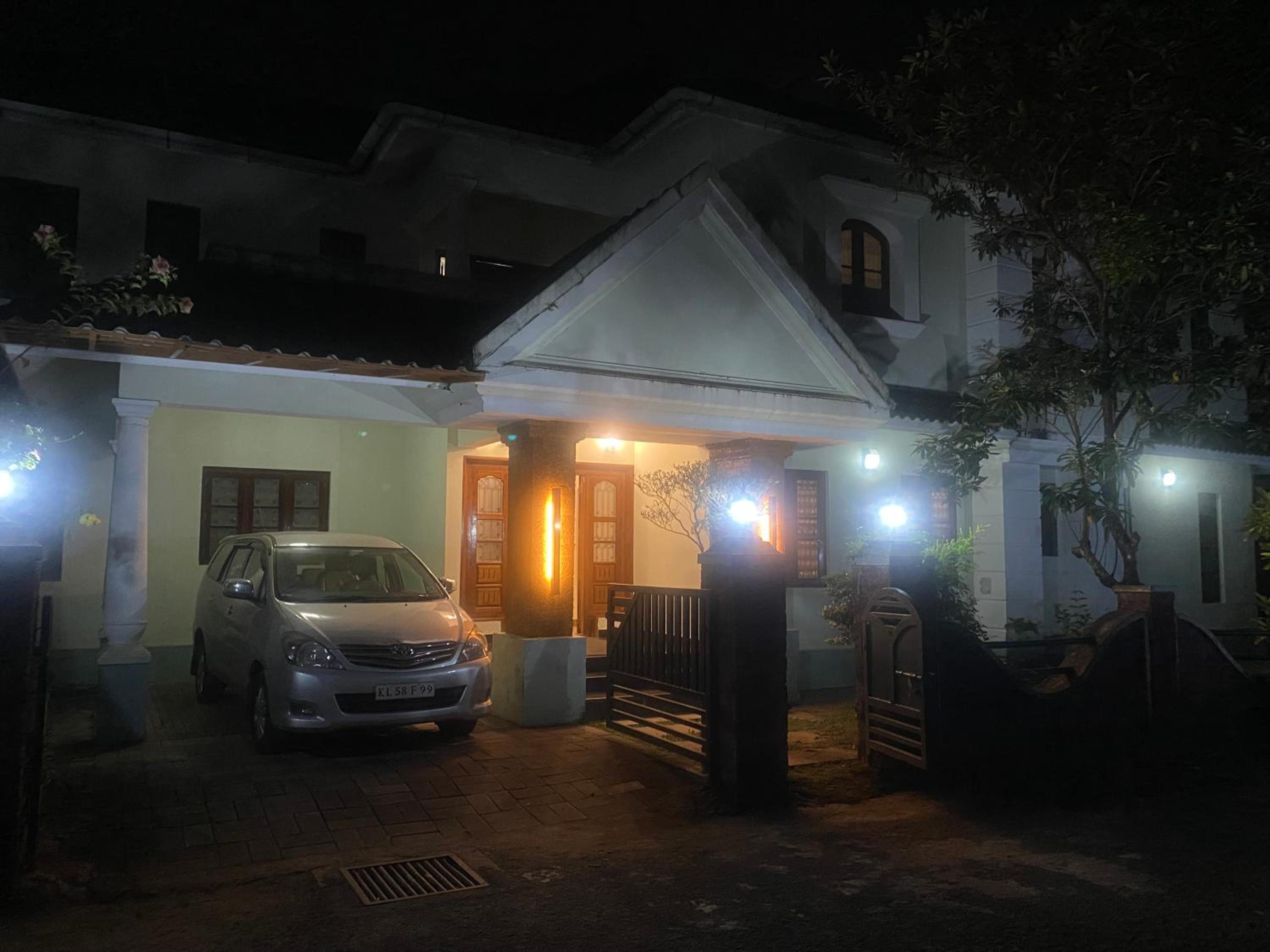 "Radhas" 4BR Villa in Gated Spring Field Community, Kannur