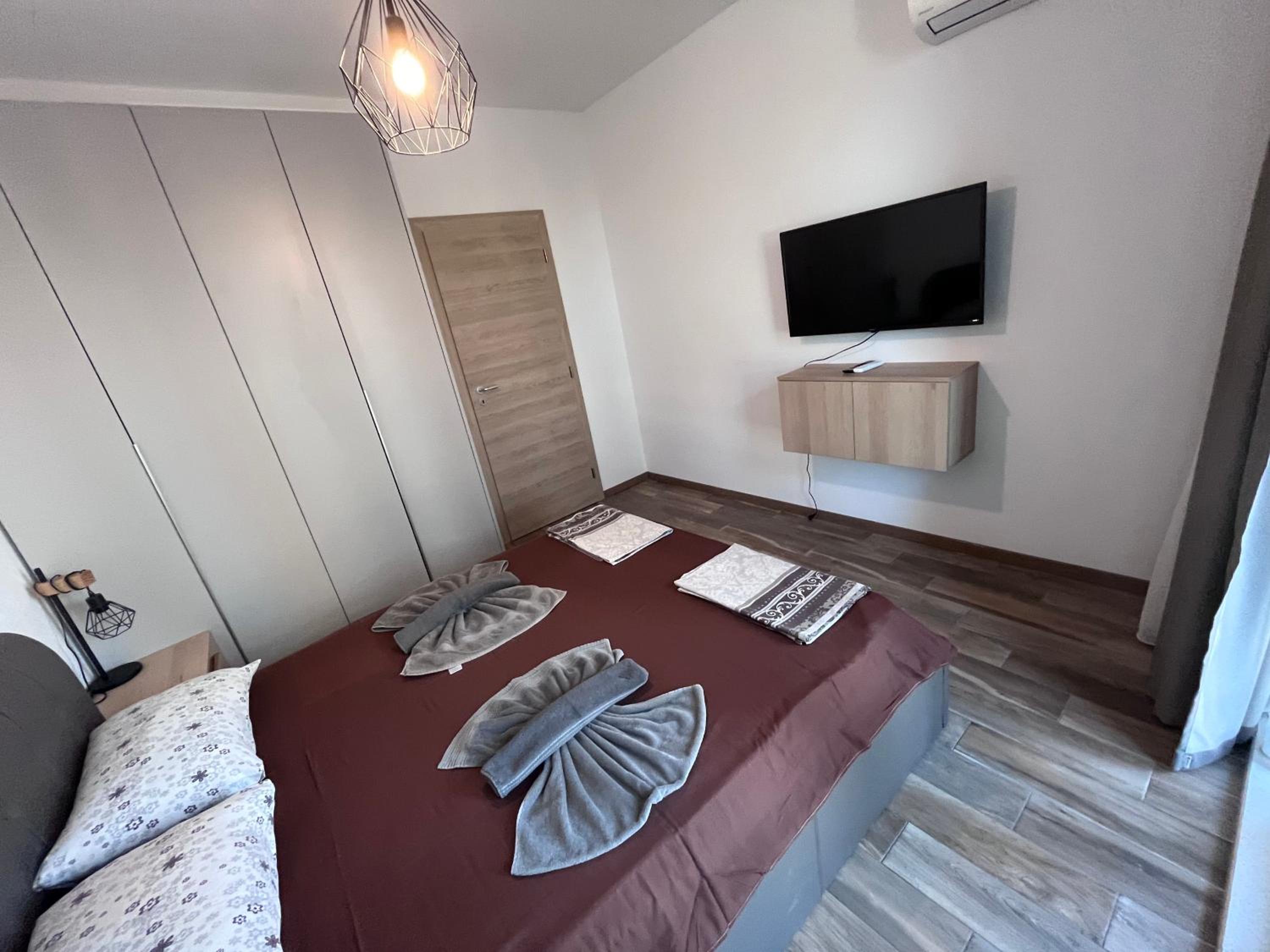 EXCLUSIVE St Constantine Suites