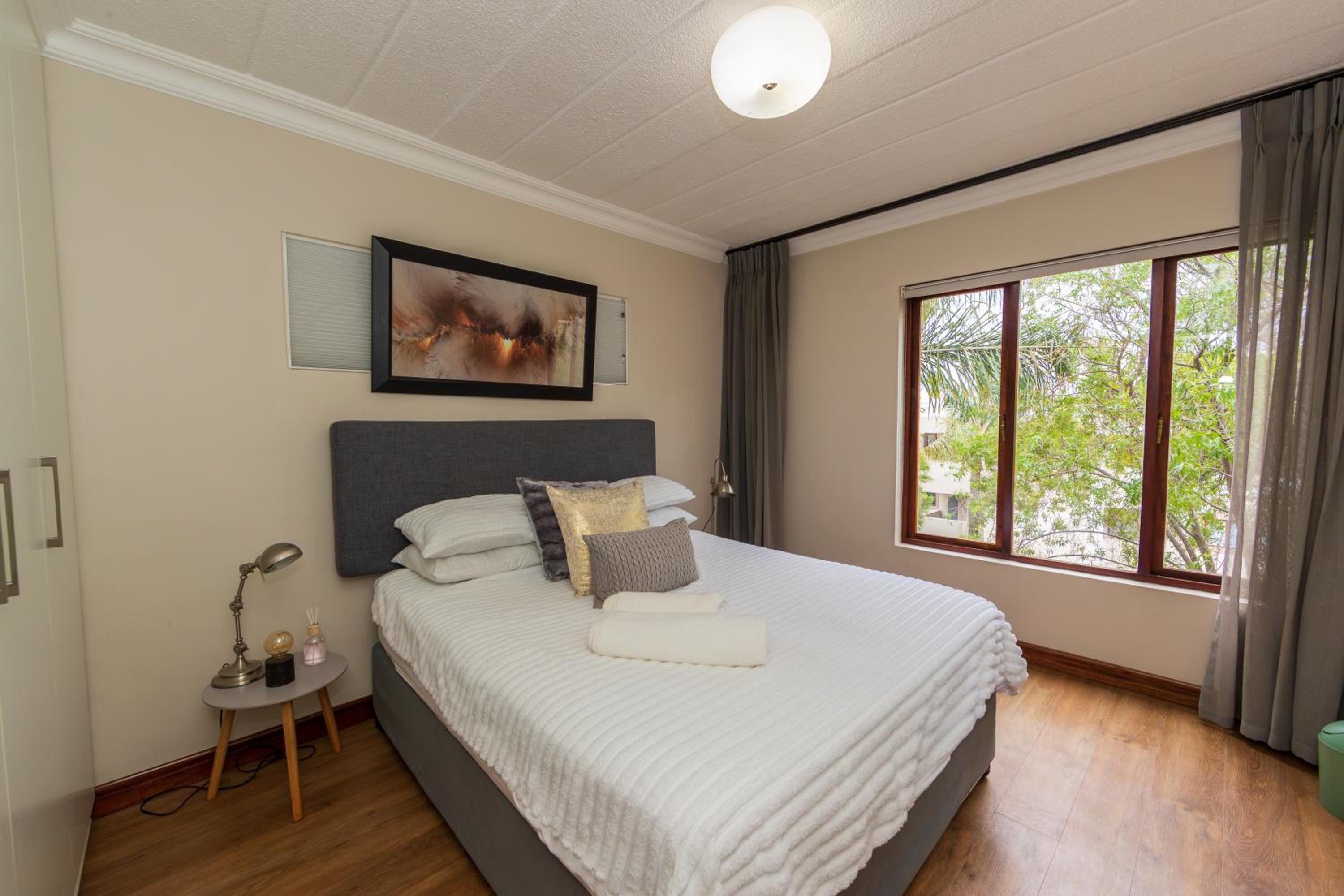 17 Riepen avenue Sandhurst gate Sandton