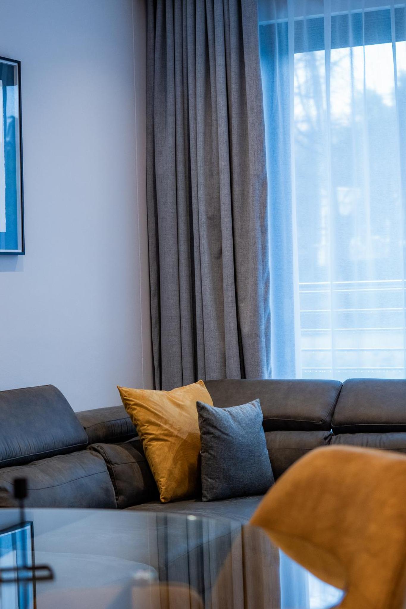 Sandton's Finest 2BR/2BA