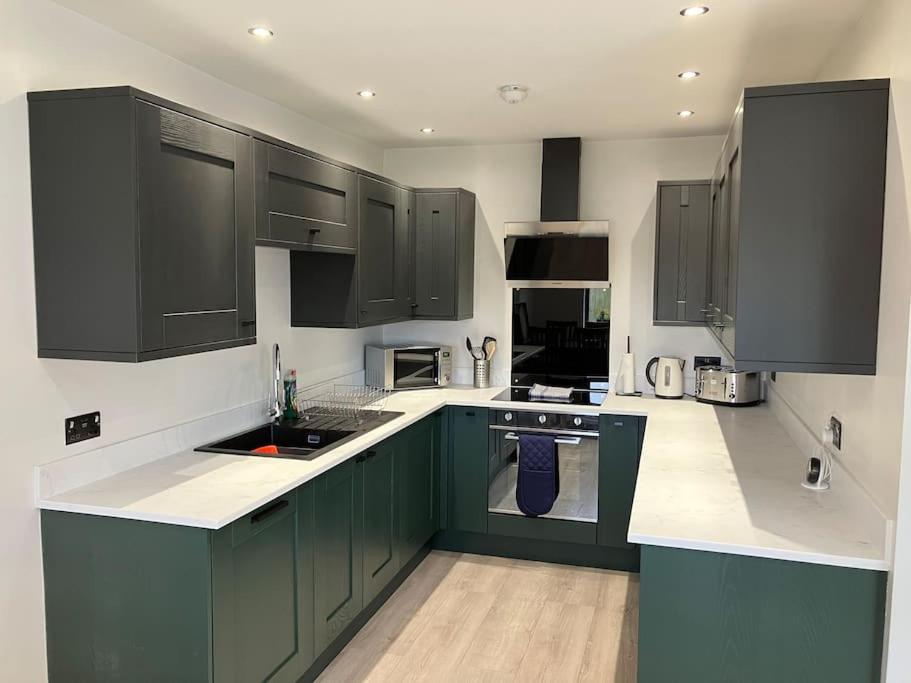 Newly renovated, modern bungalow - quiet location view 2
