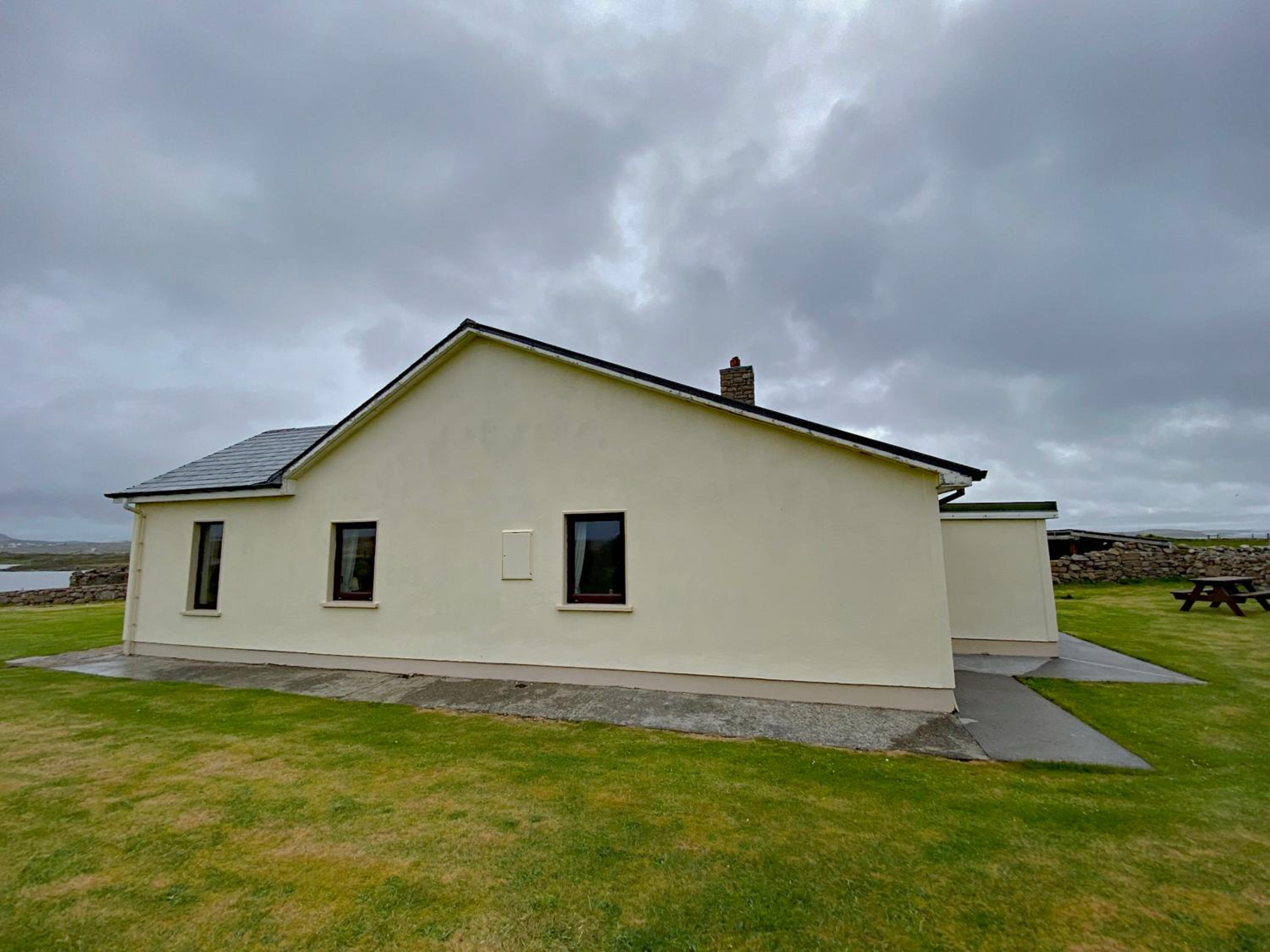 Cottage 383 - Claddaghduff view 2