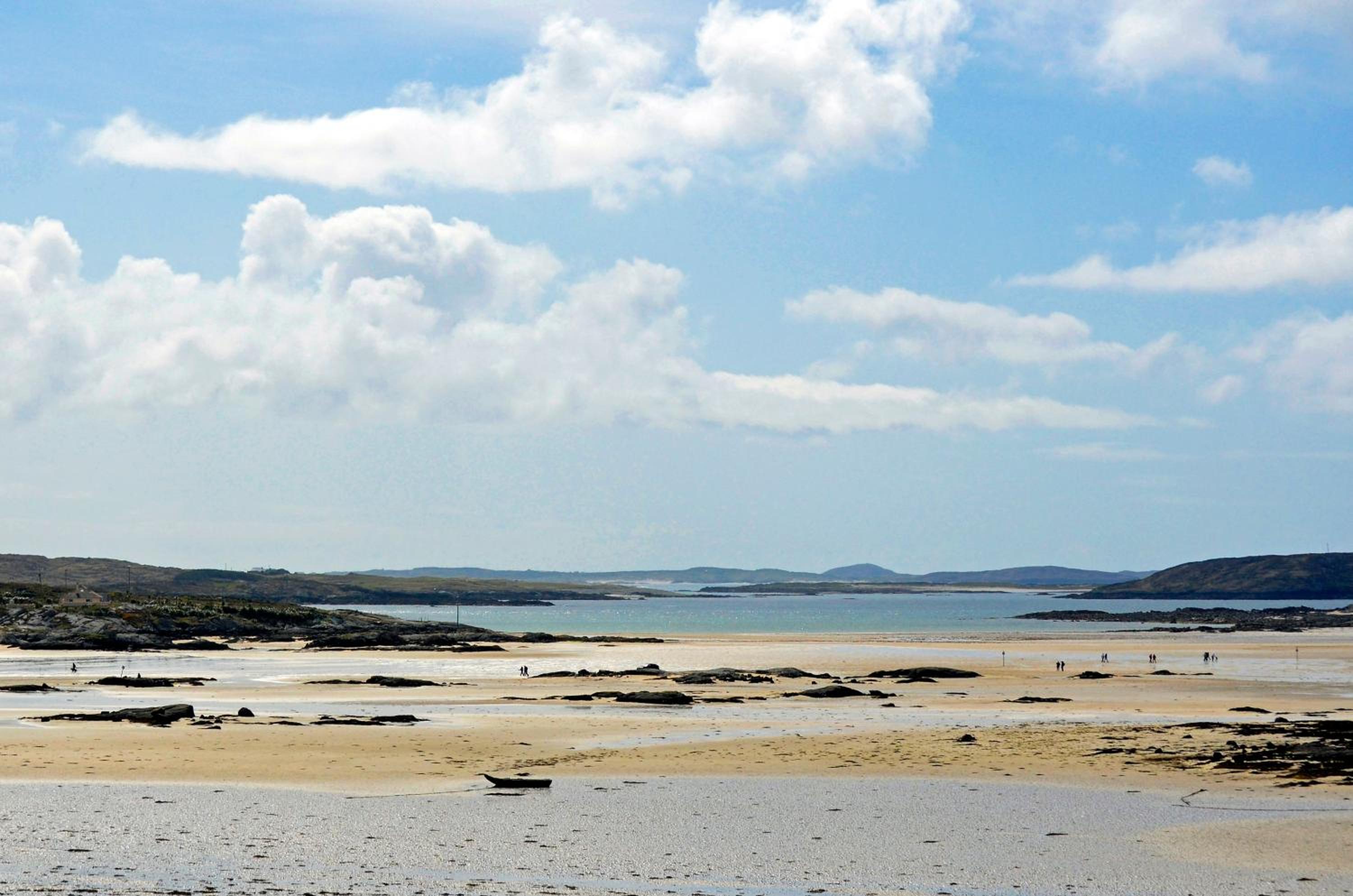 Cottage 383 - Claddaghduff view 3