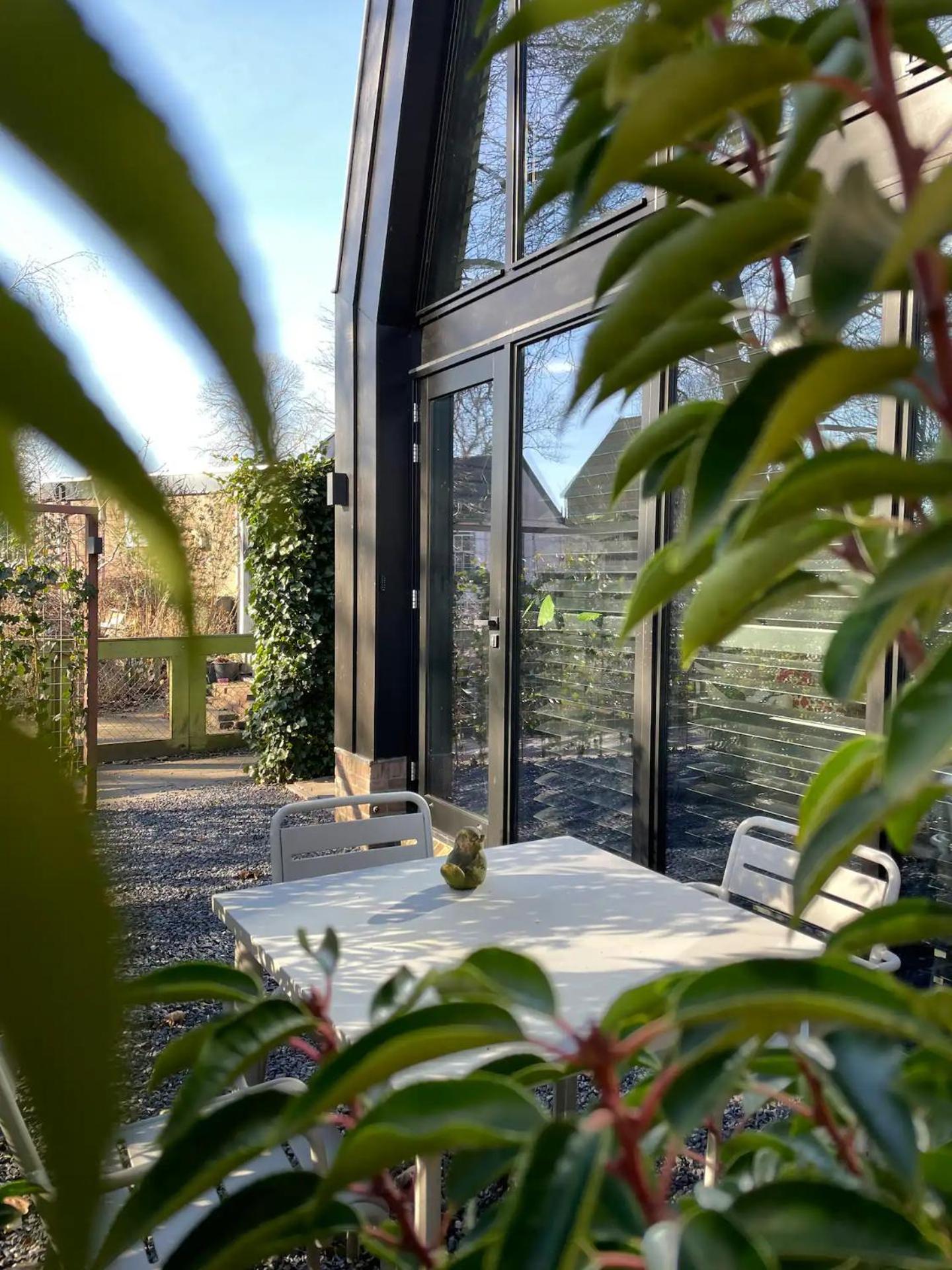 Lovely private cottage near Amsterdam