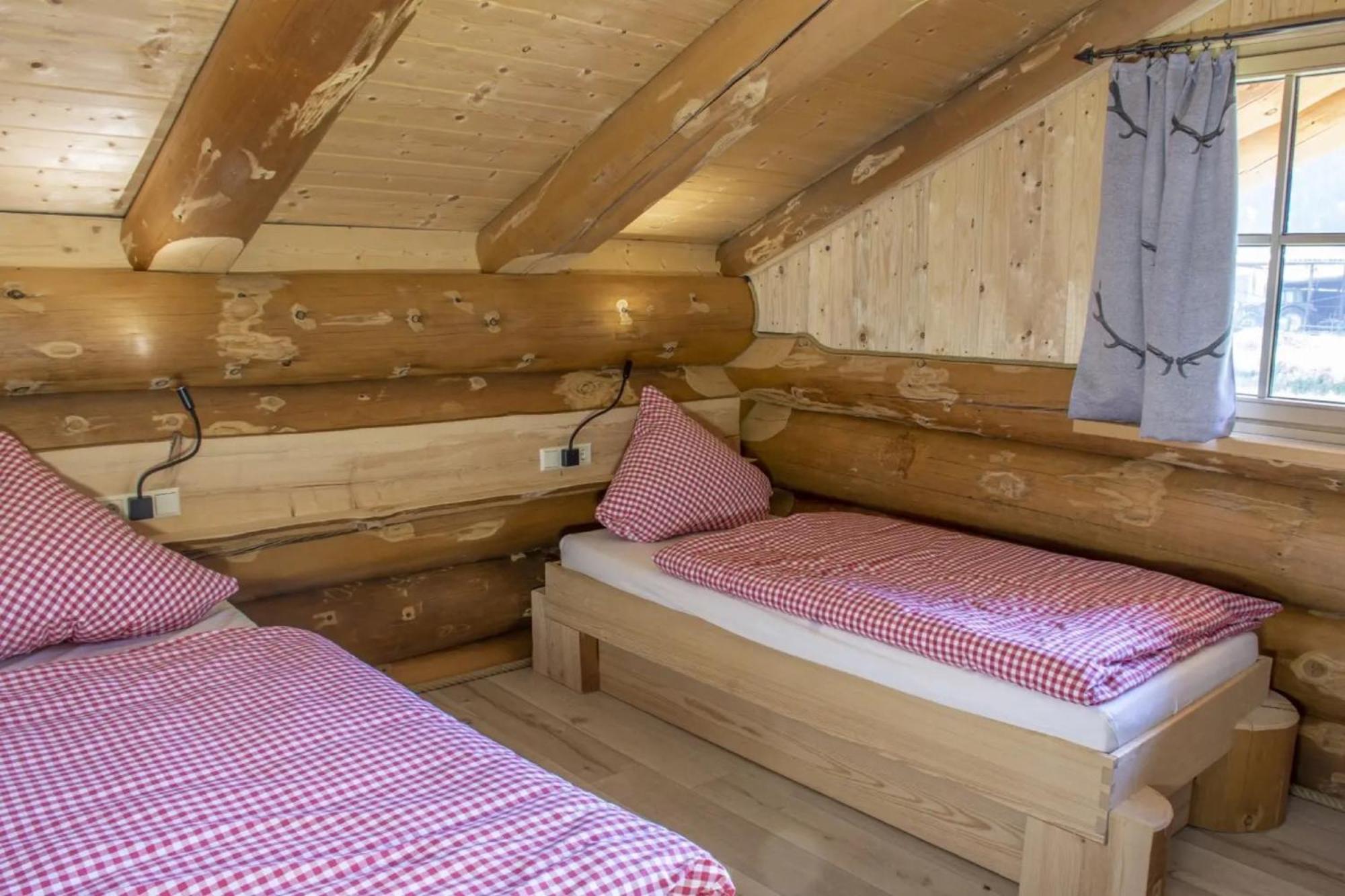 Blockhaus Almhütte Hofblick