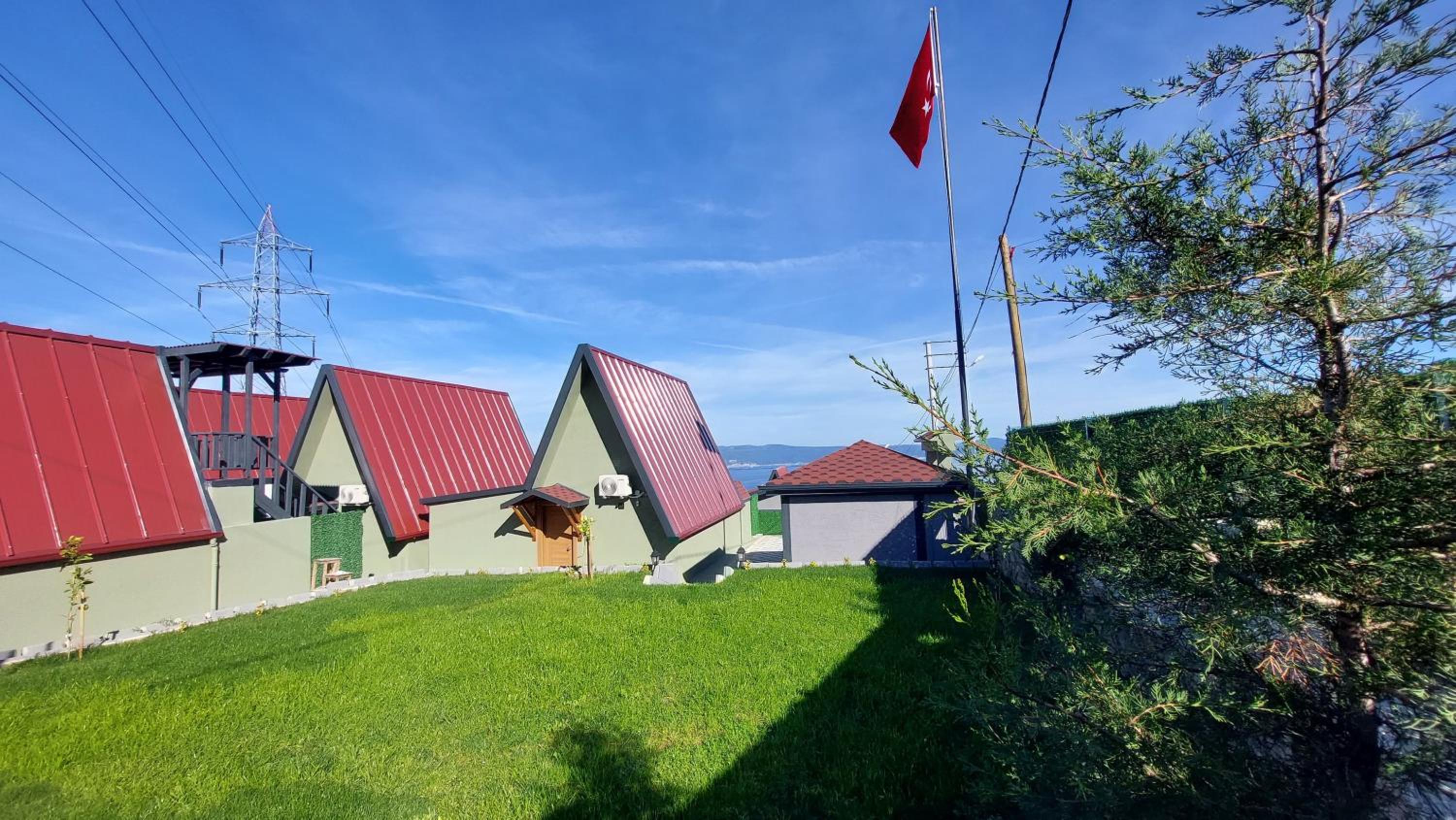 Patya BUNGALOV
