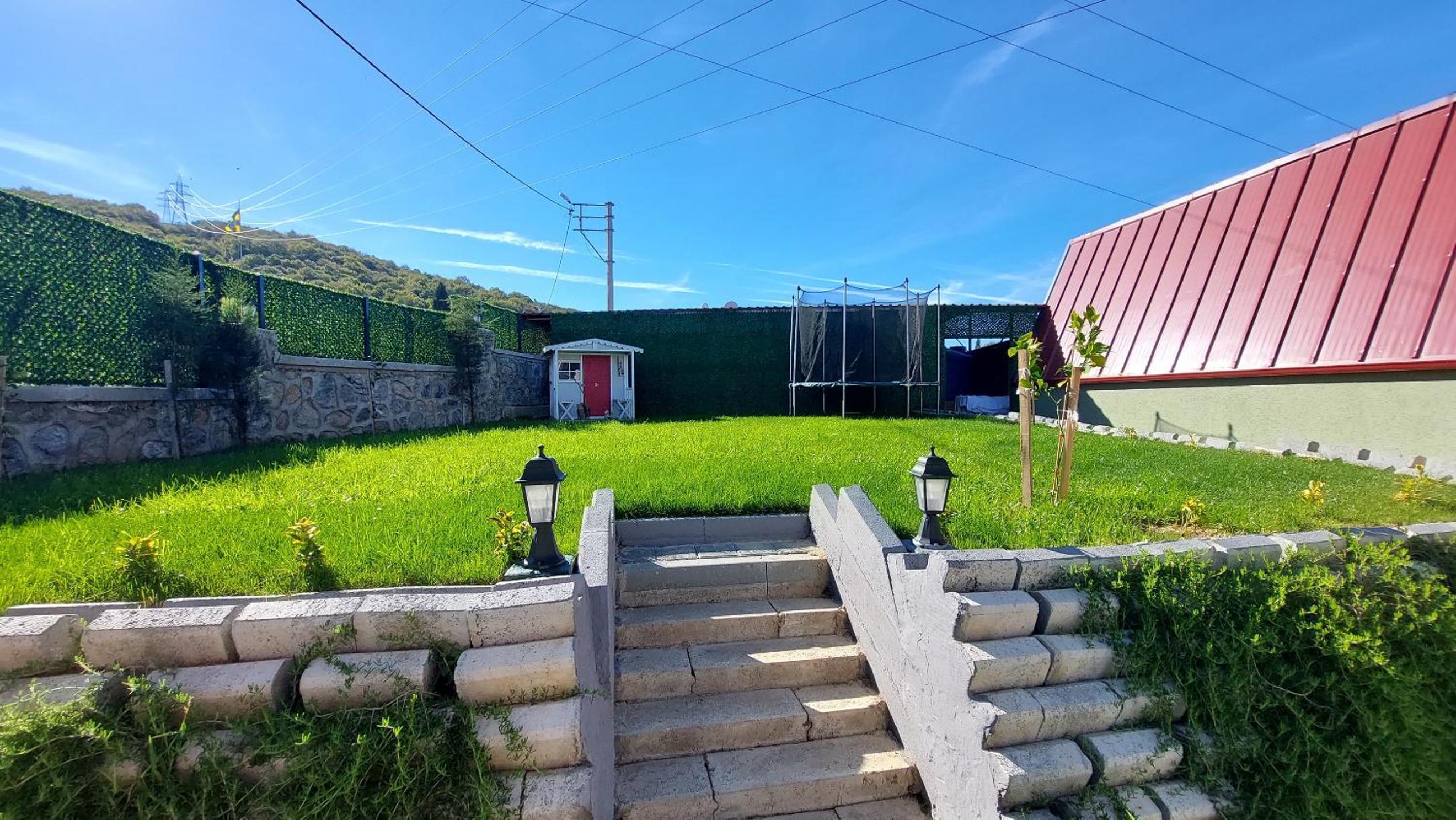 Patya BUNGALOV