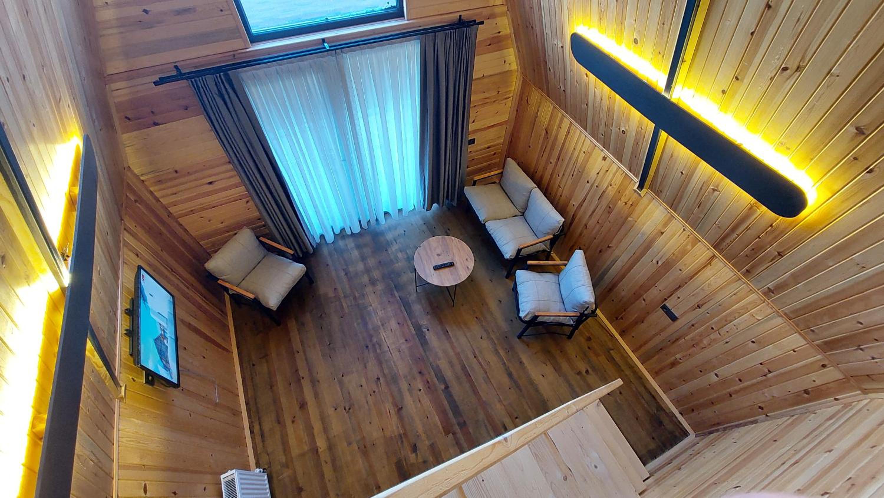 Patya BUNGALOV