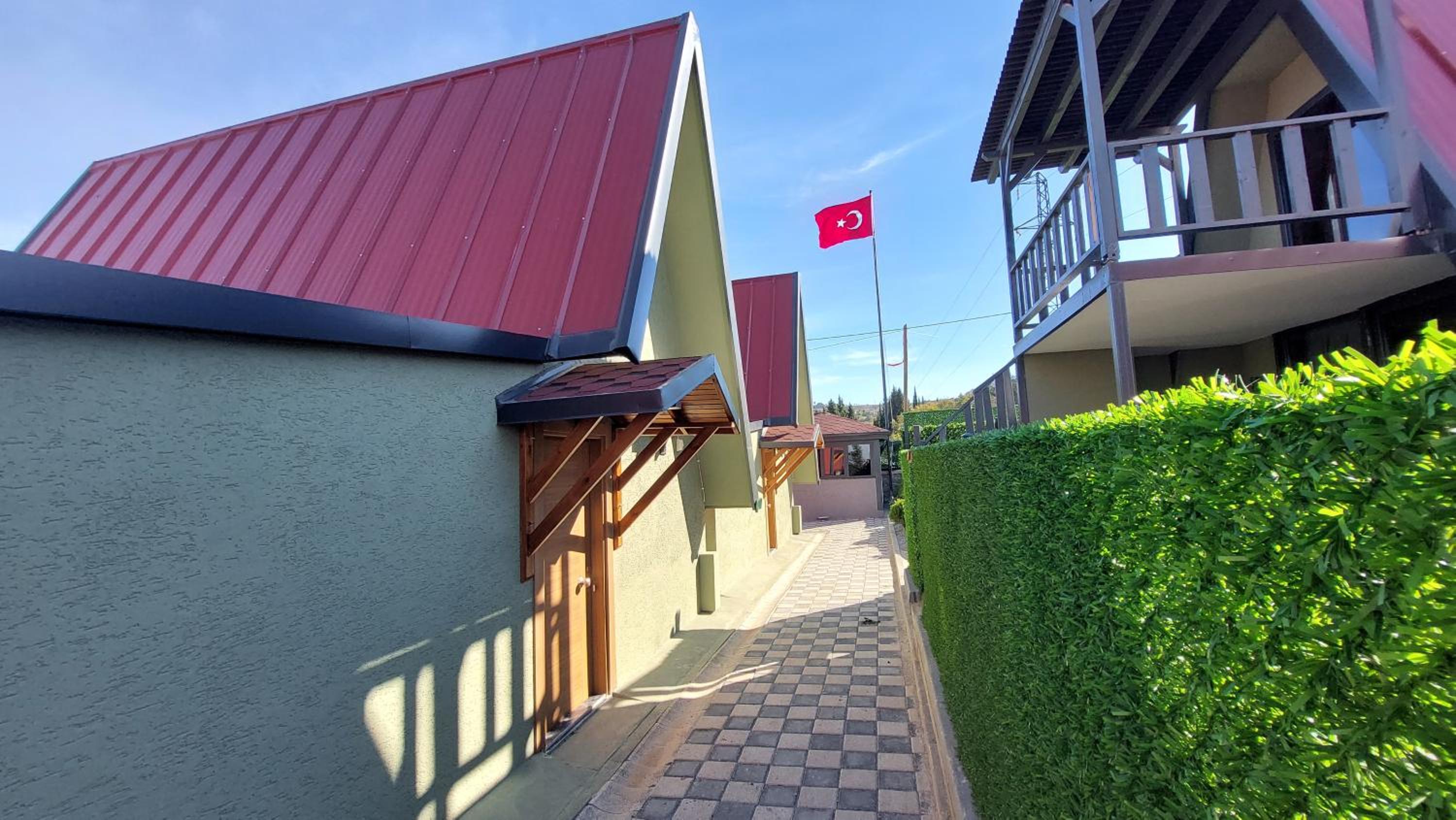 Patya BUNGALOV