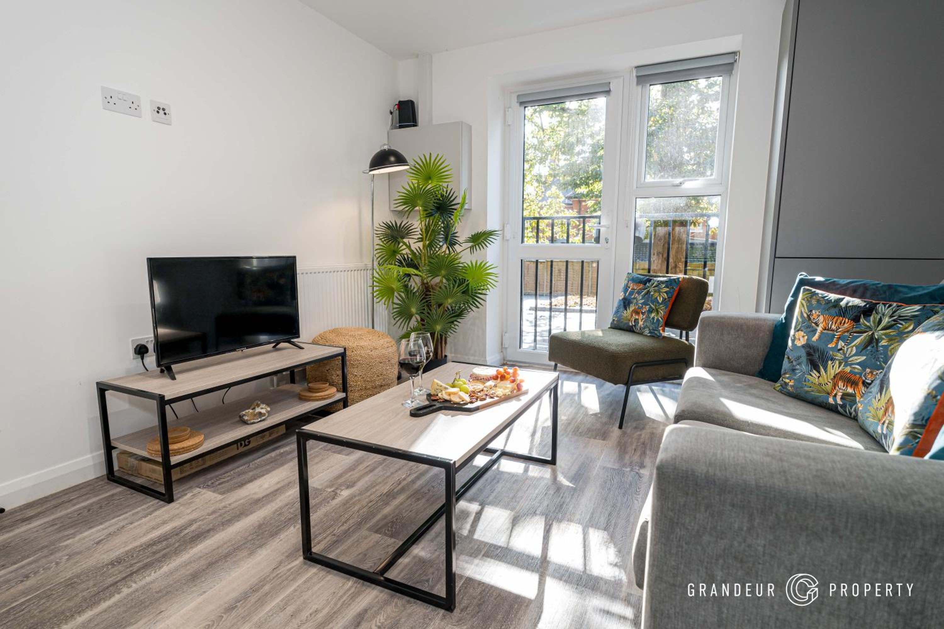 Florence by Grandeur Property